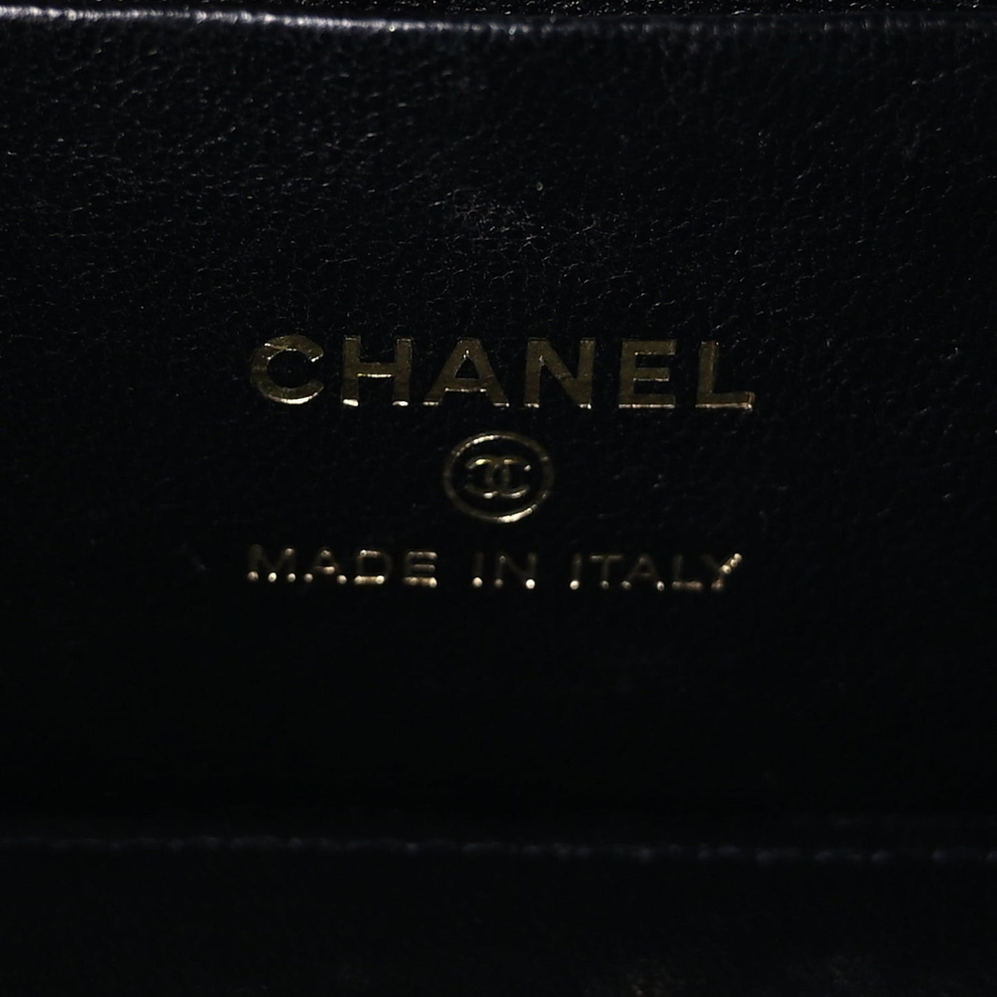 Chanel Lambskin Quilted Pearl Crush Small Vanity Case With Chain Black