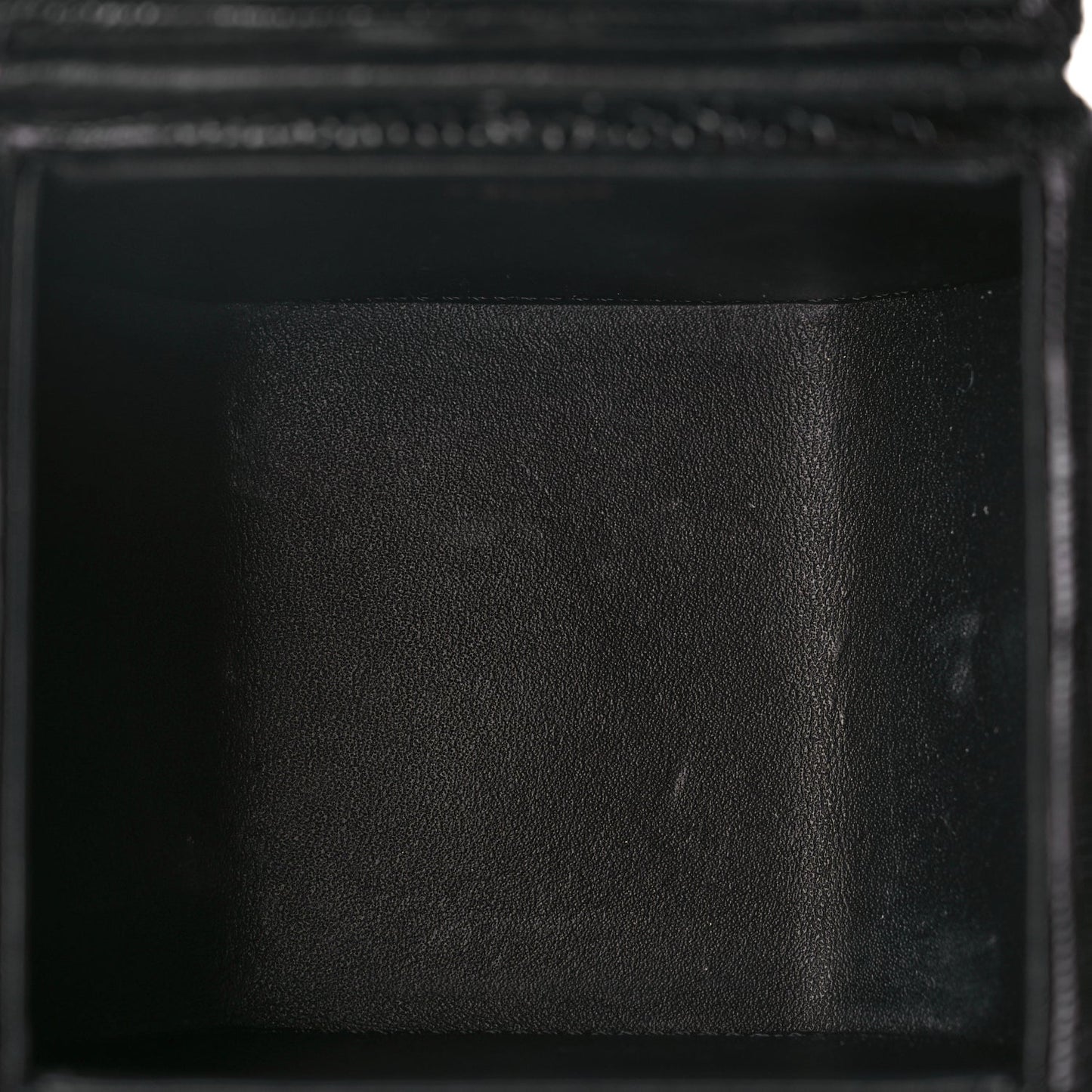 Celine Lizard Round Box Triomphe Black