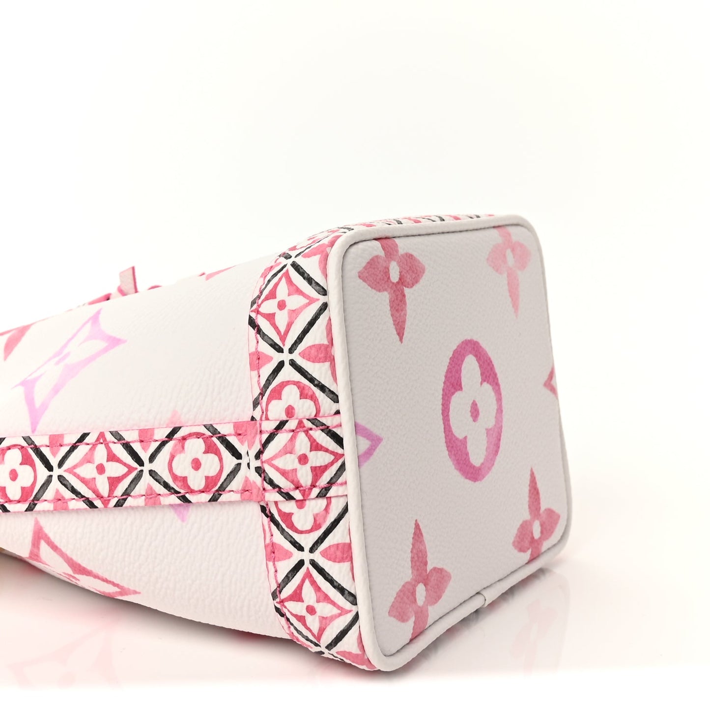 Louis Vuitton Monogram Giant By The Pool Nano Noe Rose