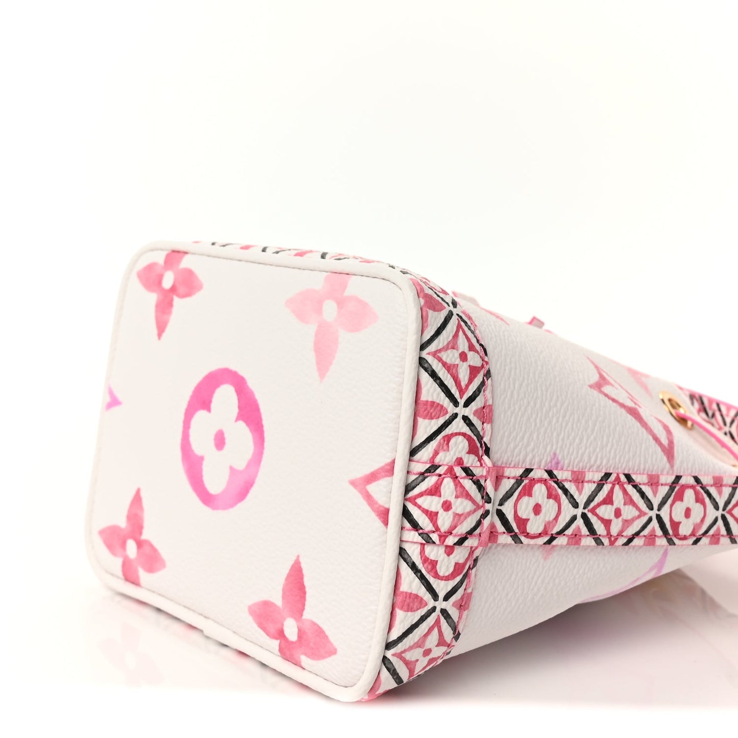 Louis Vuitton Monogram Giant By The Pool Nano Noe Rose
