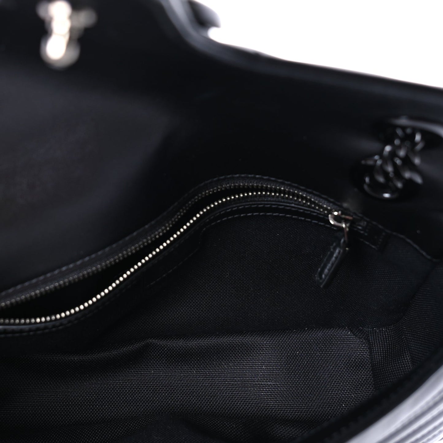 Gucci Calfskin Matelasse Monochrome Small GG Marmont Shoulder Bag Black