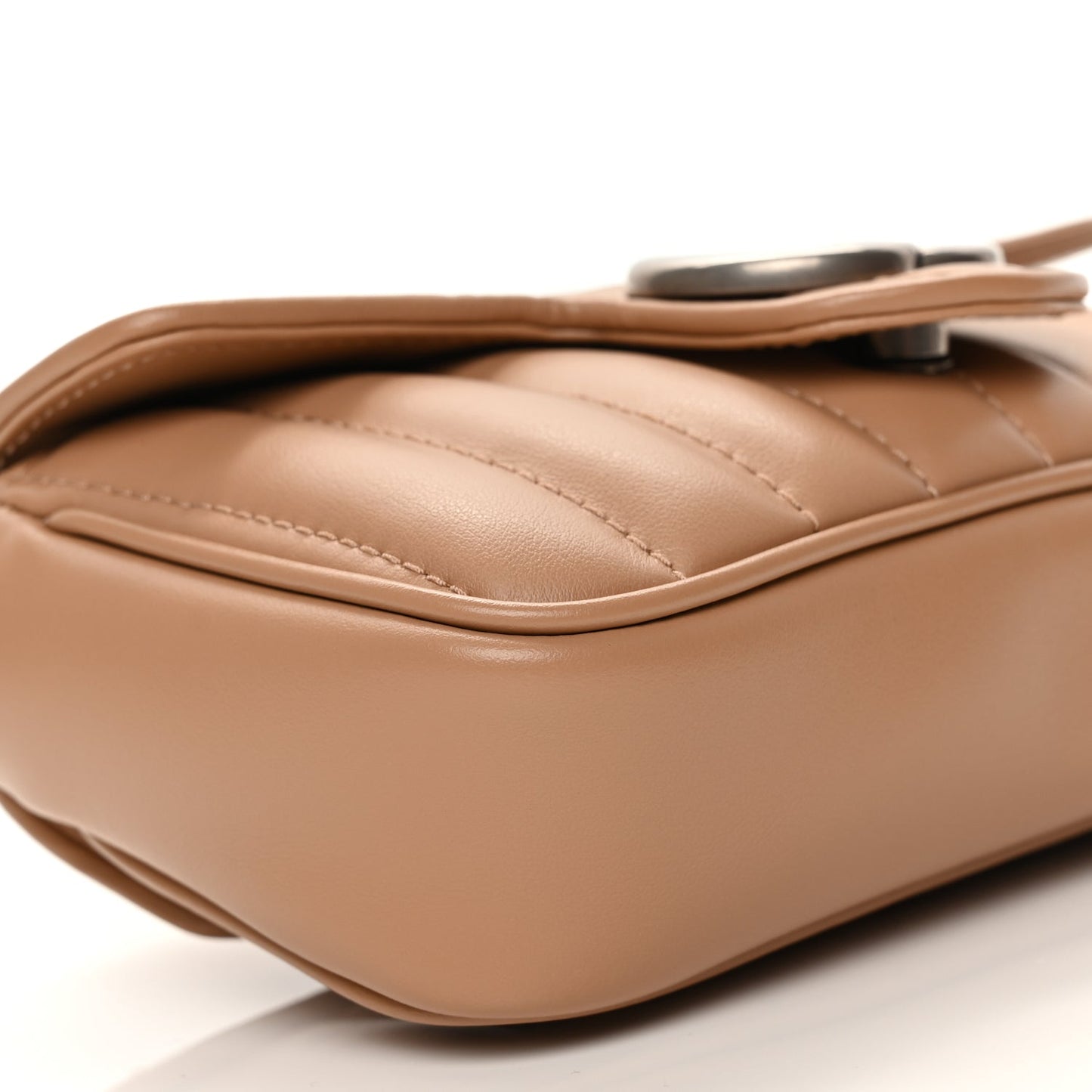 Gucci Calfskin Matelasse Aria Super Mini GG Marmont Shoulder Bag Camelia