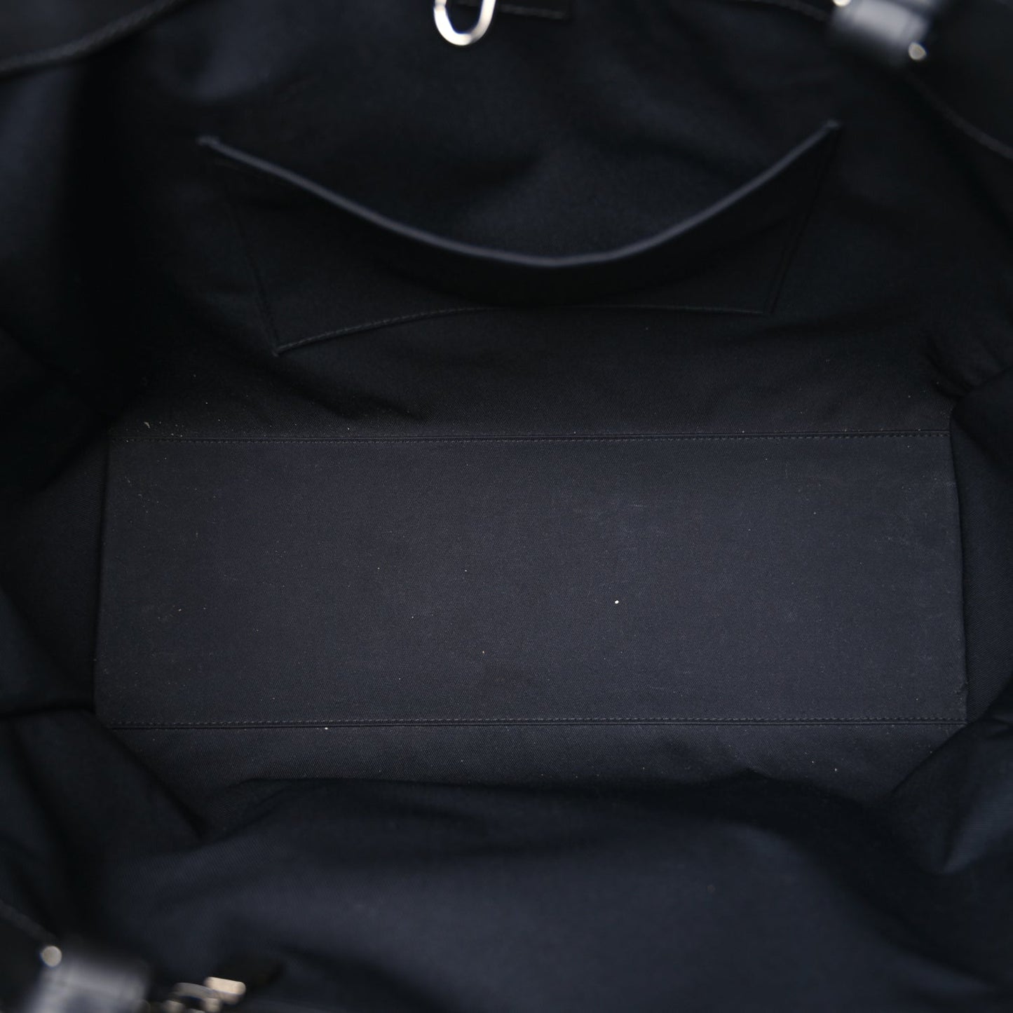 Louis Vuitton Monogram Eclipse Sac Plat 24H