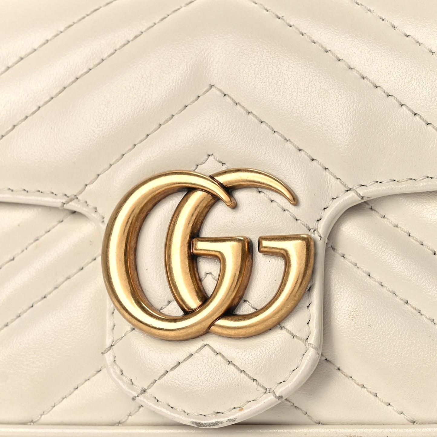 Gucci Calfskin Matelasse Super Mini GG Marmont Shoulder Bag White
