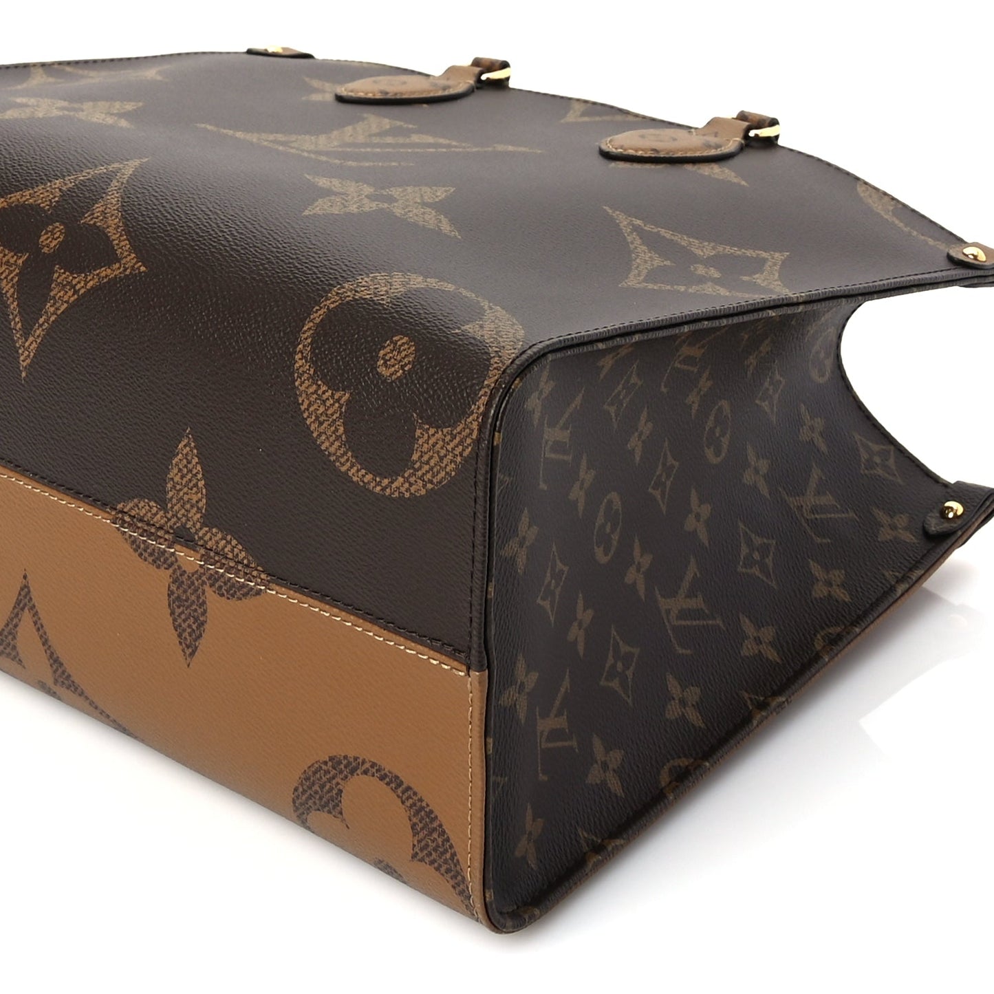 Louis Vuitton Reverse Monogram Giant Onthego MM