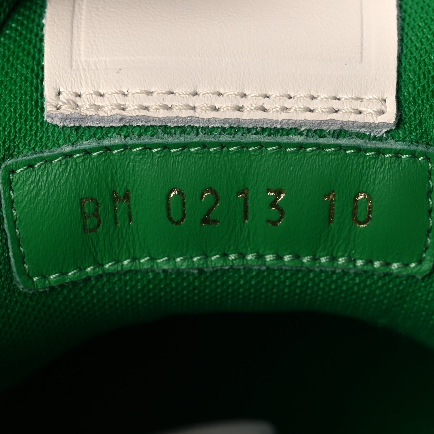 Louis Vuitton Grained Calfskin Script Mens LV Trainer Sneakers 10 Green