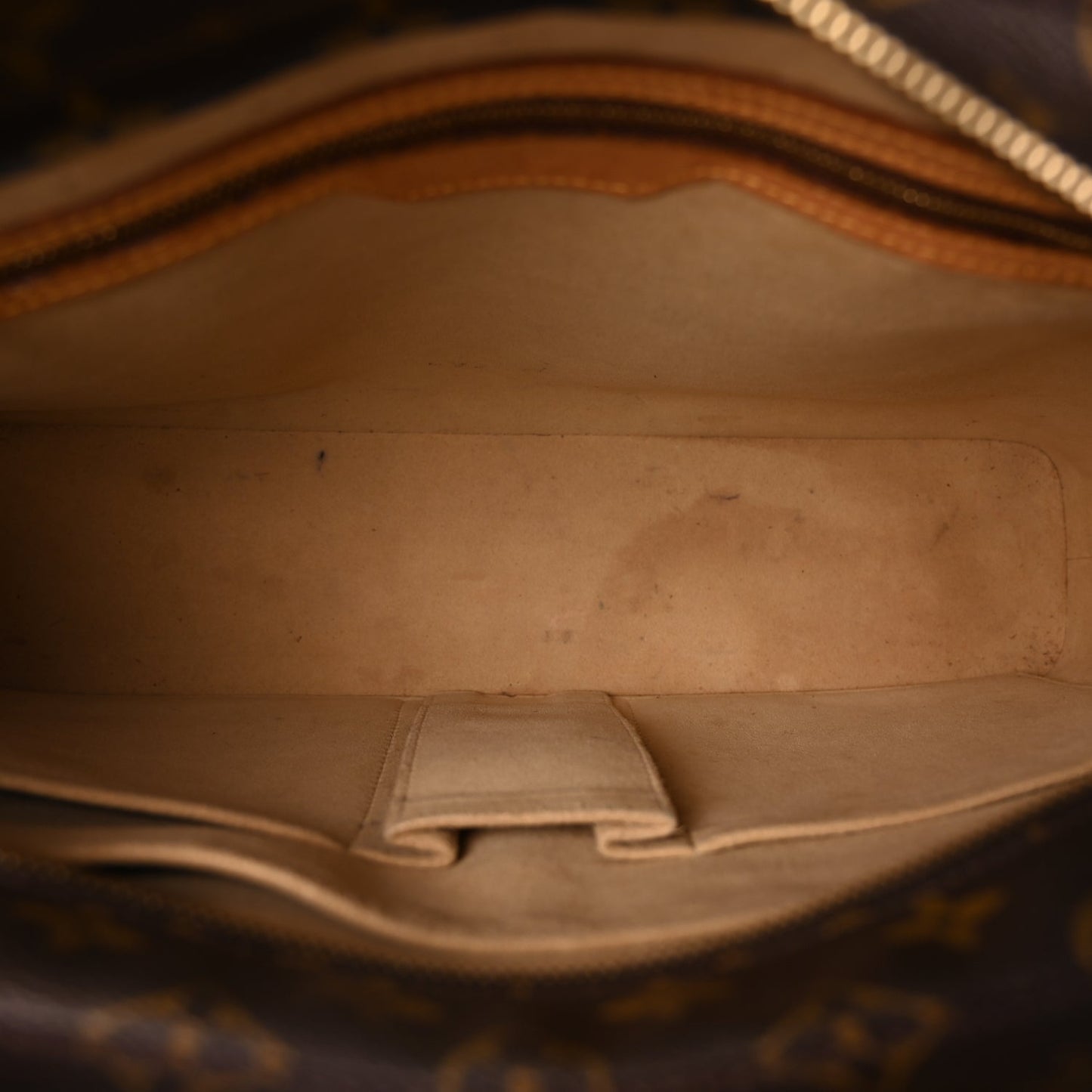 Louis Vuitton Monogram Luco