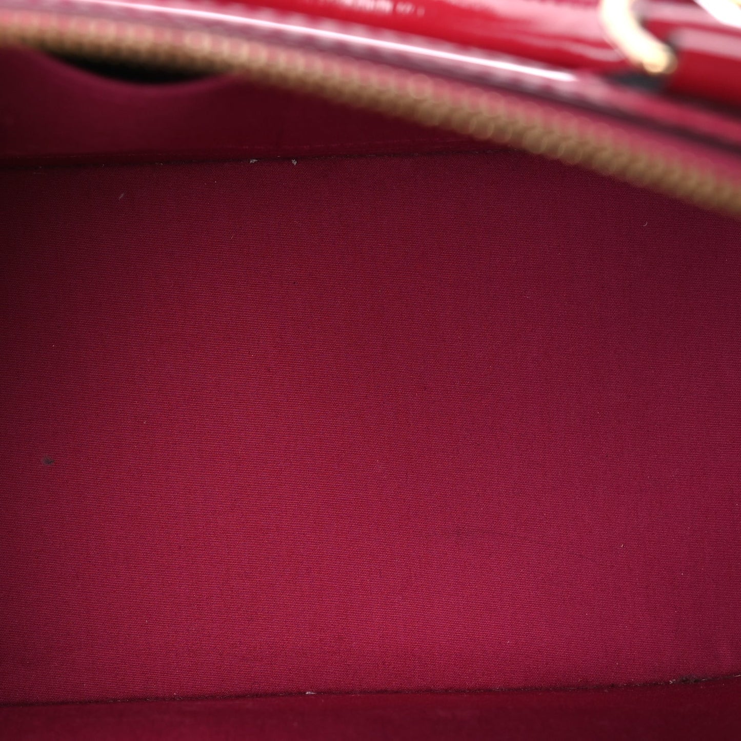 Louis Vuitton Vernis Alma PM Cherry Cherry