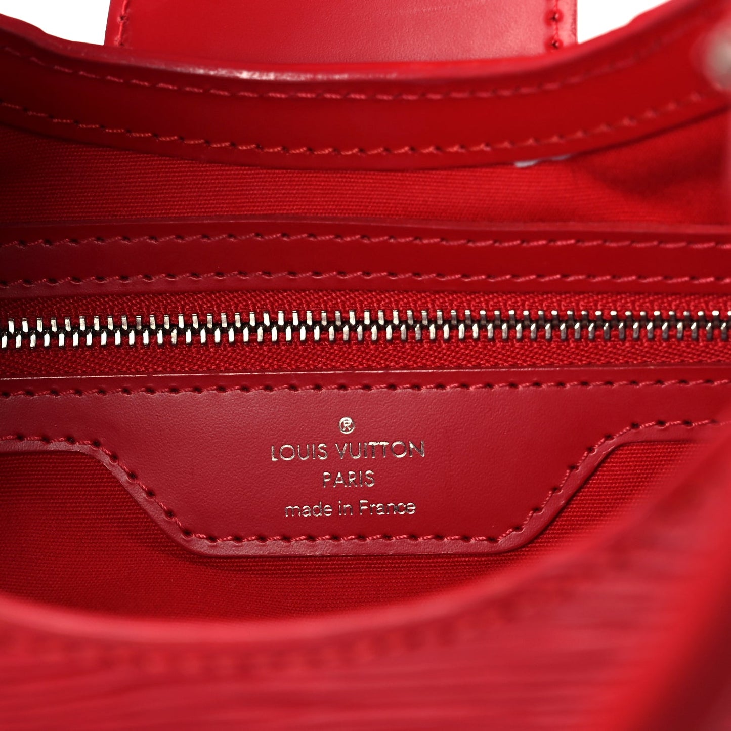 Louis Vuitton Epi Montaigne Sac Rouge