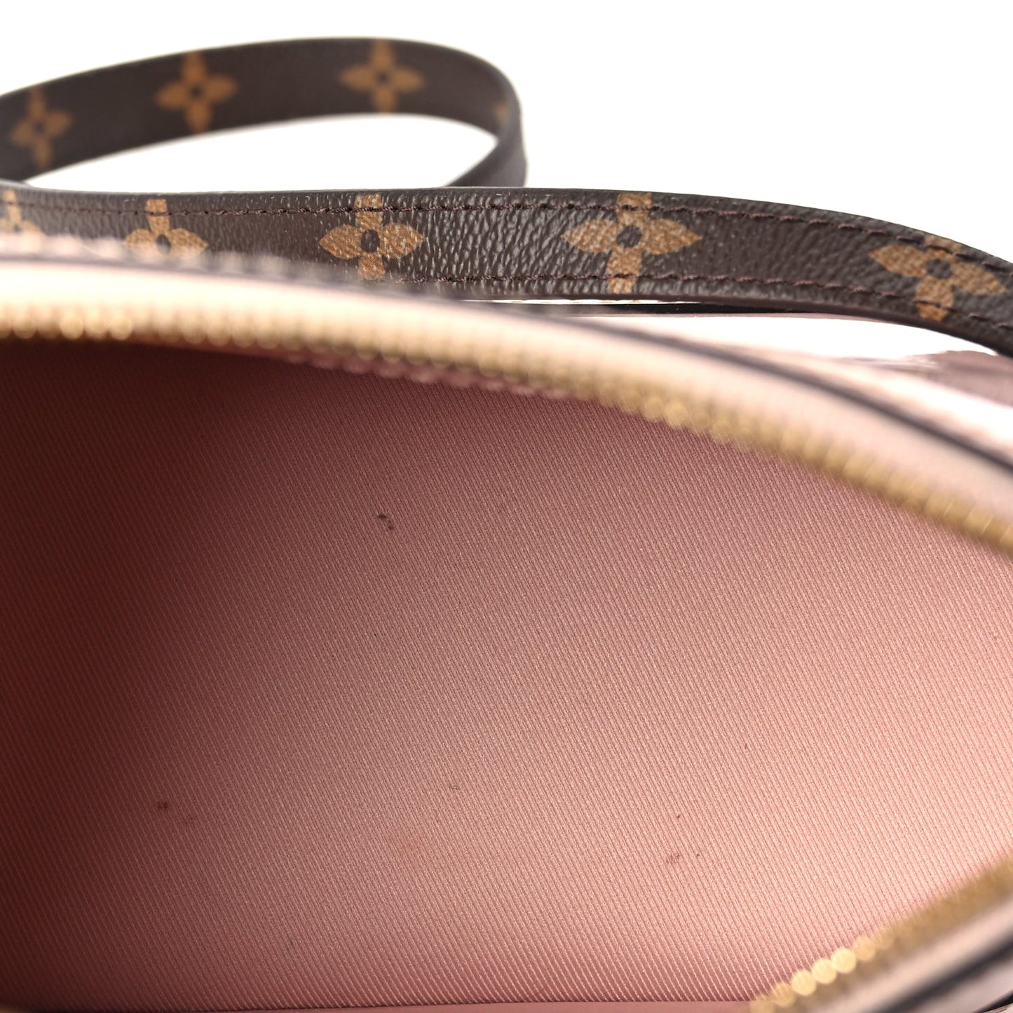Louis Vuitton Vernis Monogram Alma Mini  Rose Ballerine