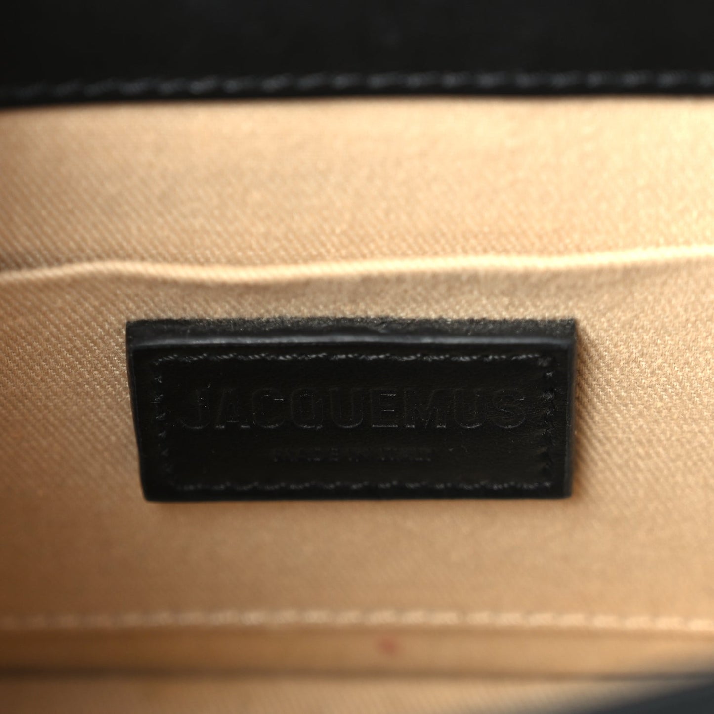 Jacquemus Smooth Calfskin Le Chiquito Moyen Black