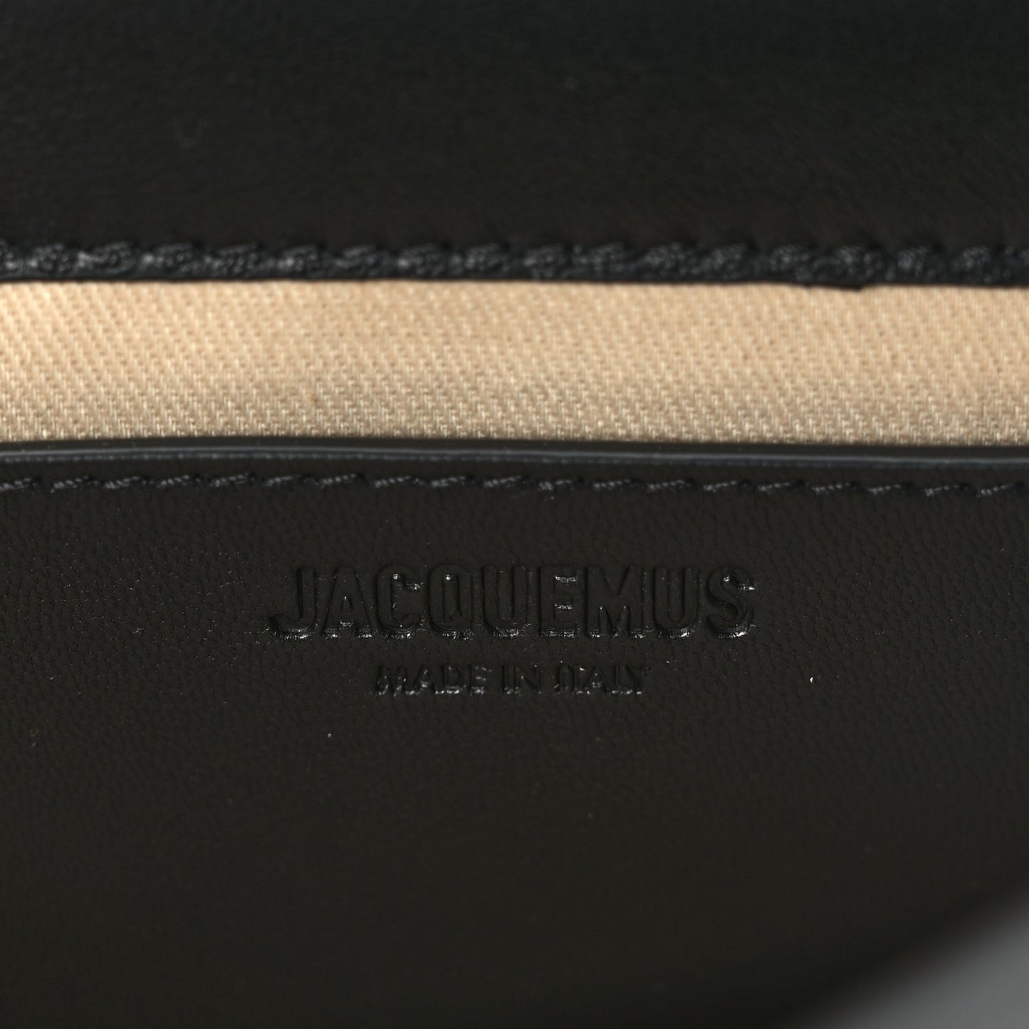 Jacquemus Smooth Calfskin La Petite Pochette Rond Carre Black