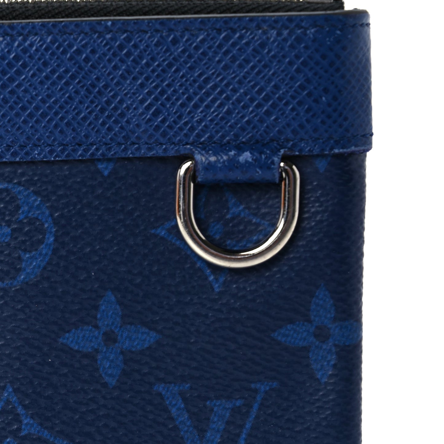 Louis Vuitton Taiga Monogram Pacific Discovery Pochette Cobalt