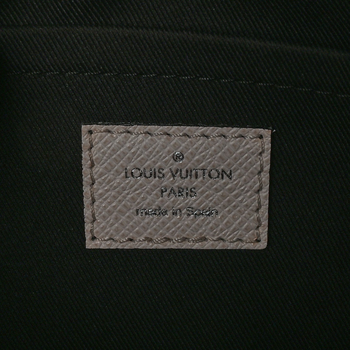 Louis Vuitton Taiga Monogram Alpha Messenger Optic White