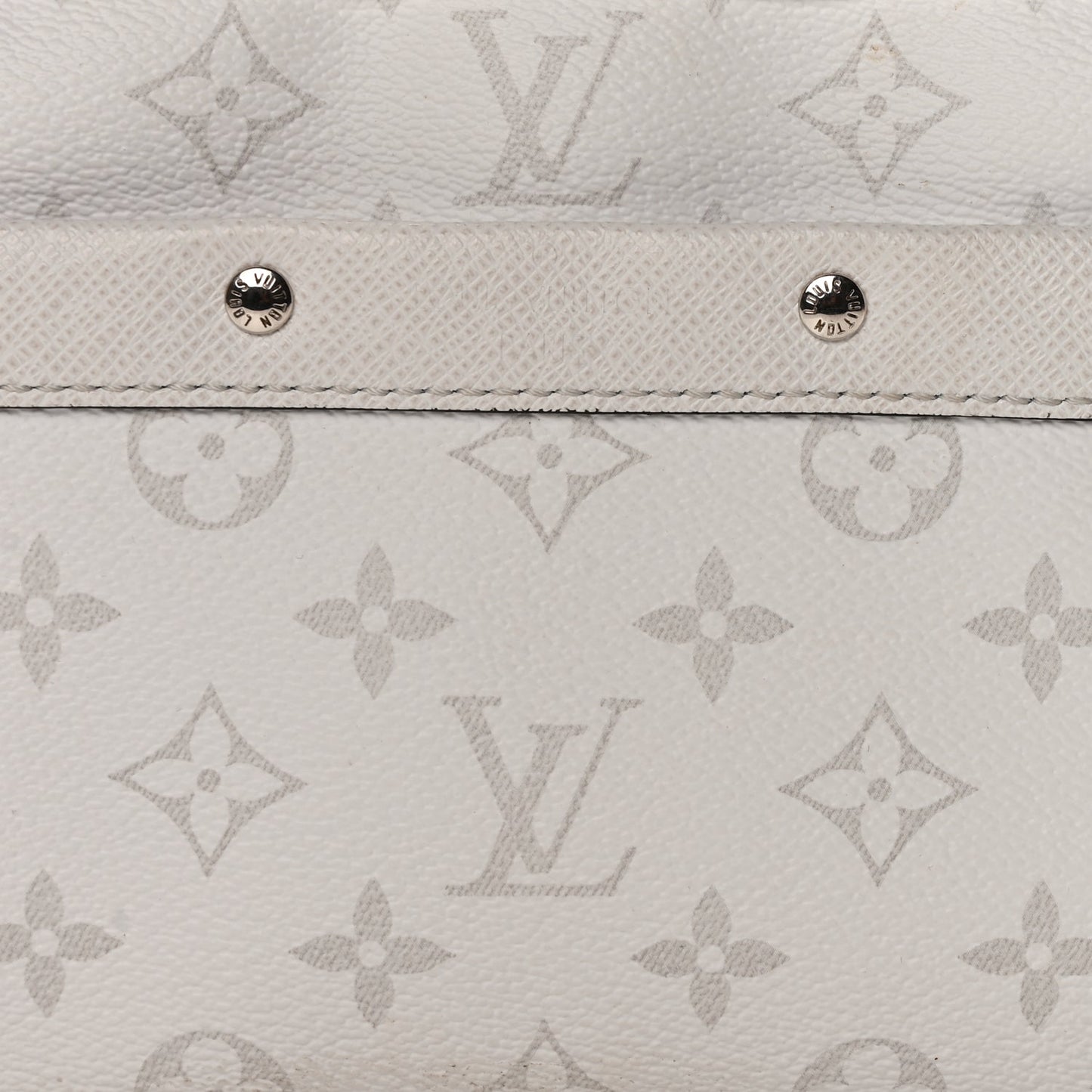 Louis Vuitton Taiga Monogram Alpha Messenger Optic White