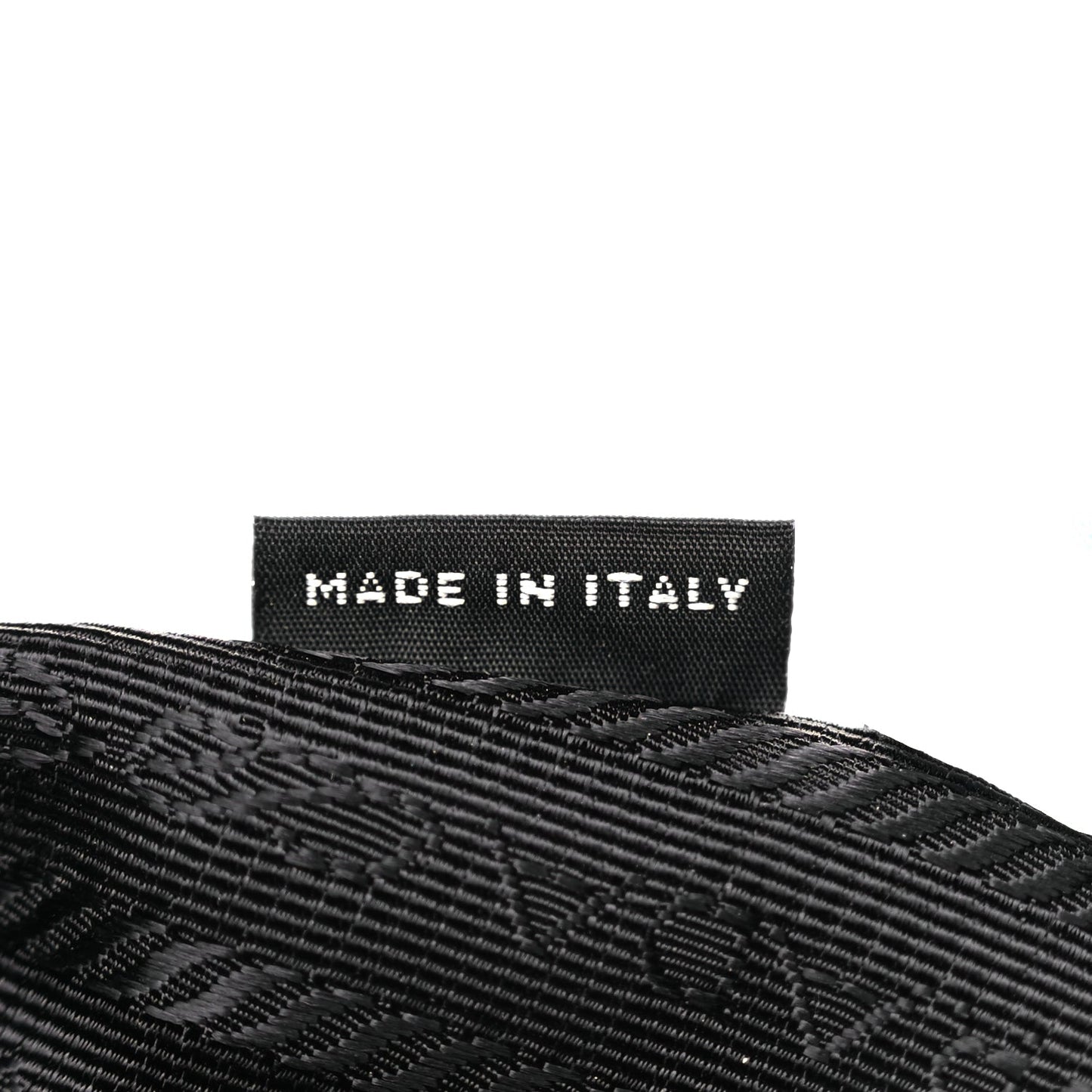 Prada Re-Nylon Saffiano Re-Edition 2005 Shoulder Bag Black