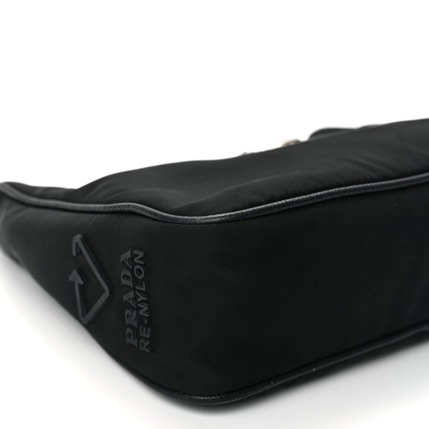 Prada Re-Nylon Saffiano Re-Edition 2005 Shoulder Bag Black