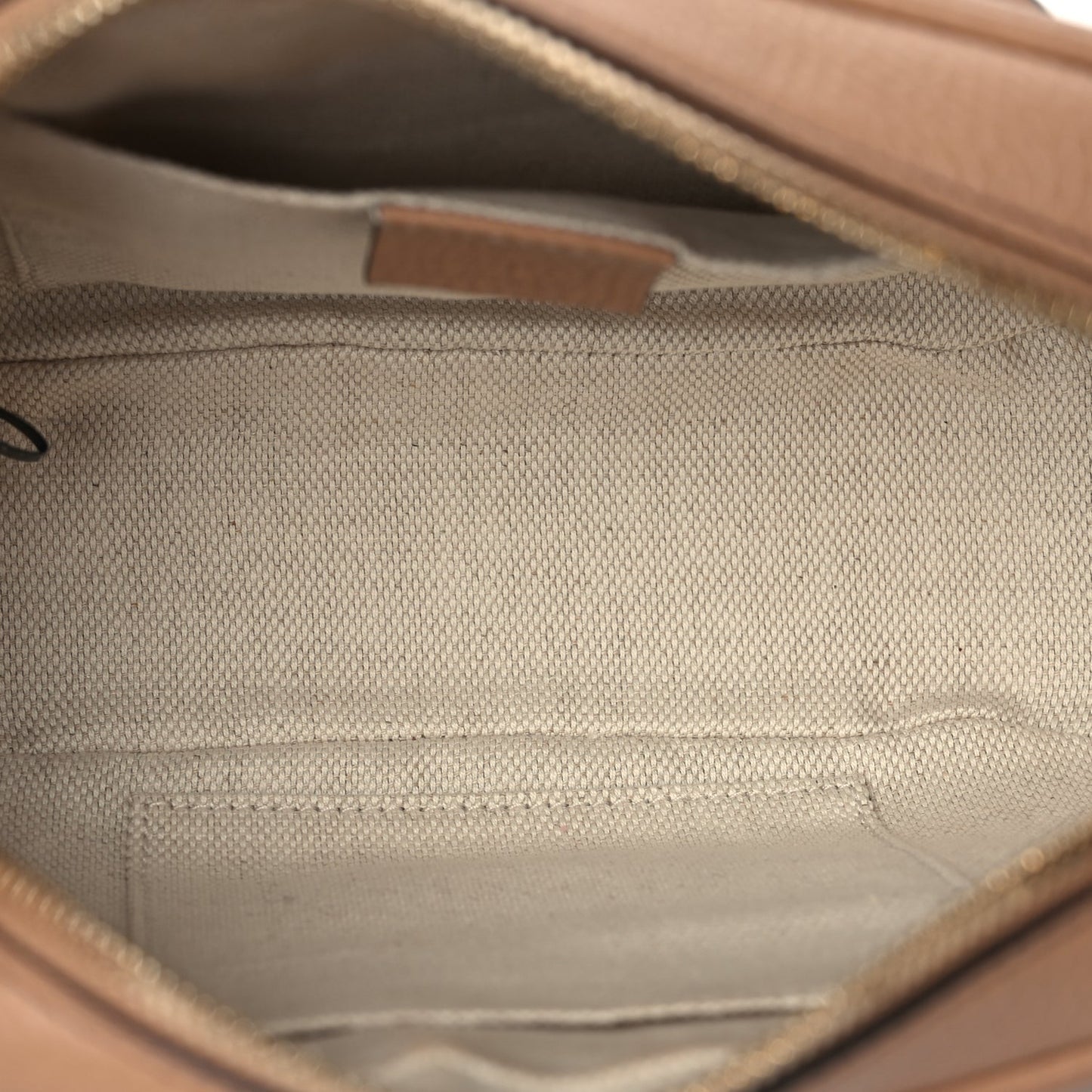 Gucci Pebbled Calfskin Small Soho Disco Bag Camelia