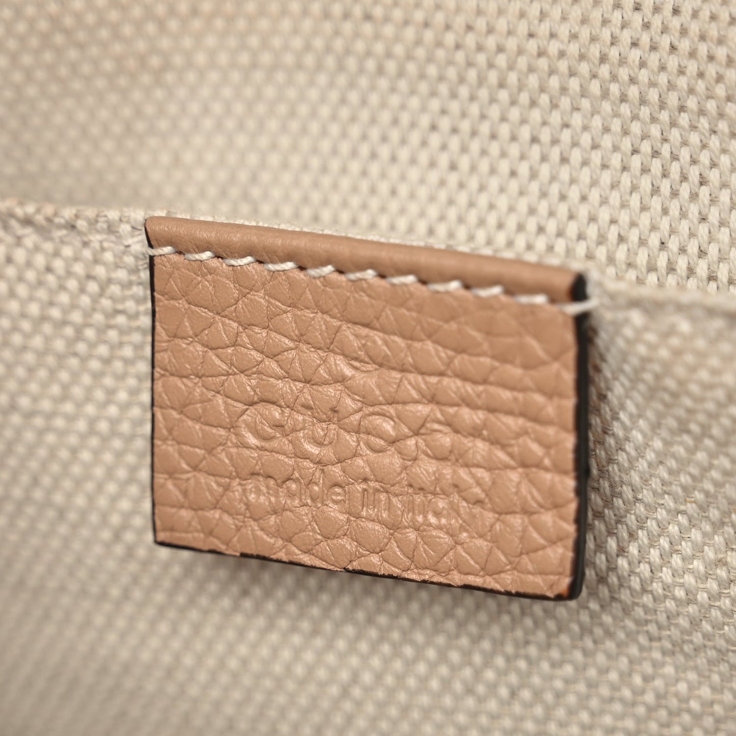 Gucci Pebbled Calfskin Small Soho Disco Bag Camelia
