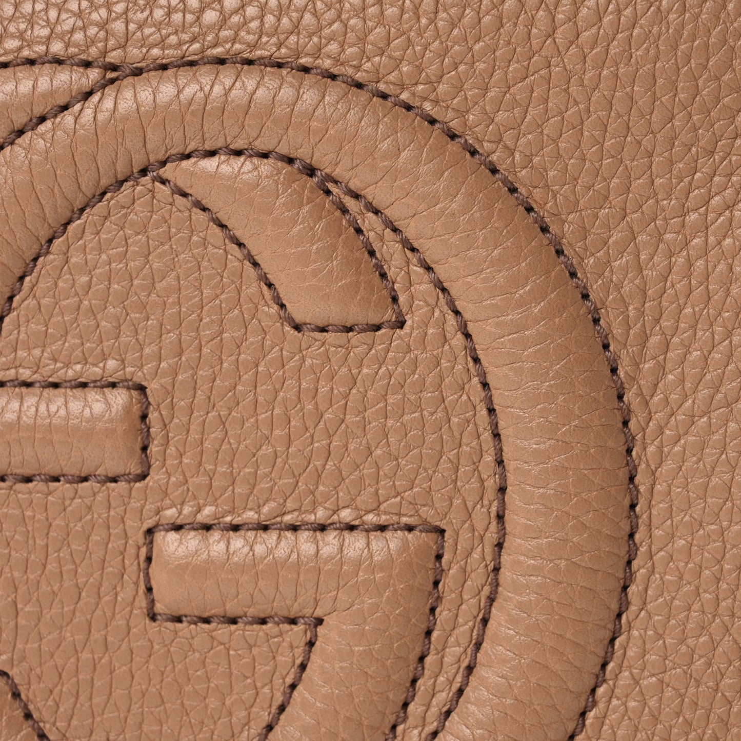 Gucci Pebbled Calfskin Small Soho Disco Bag Camelia