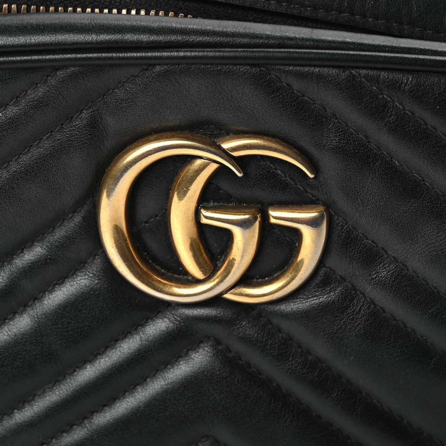 Gucci Calfskin Matelasse Small GG Marmont Chain Shoulder Bag