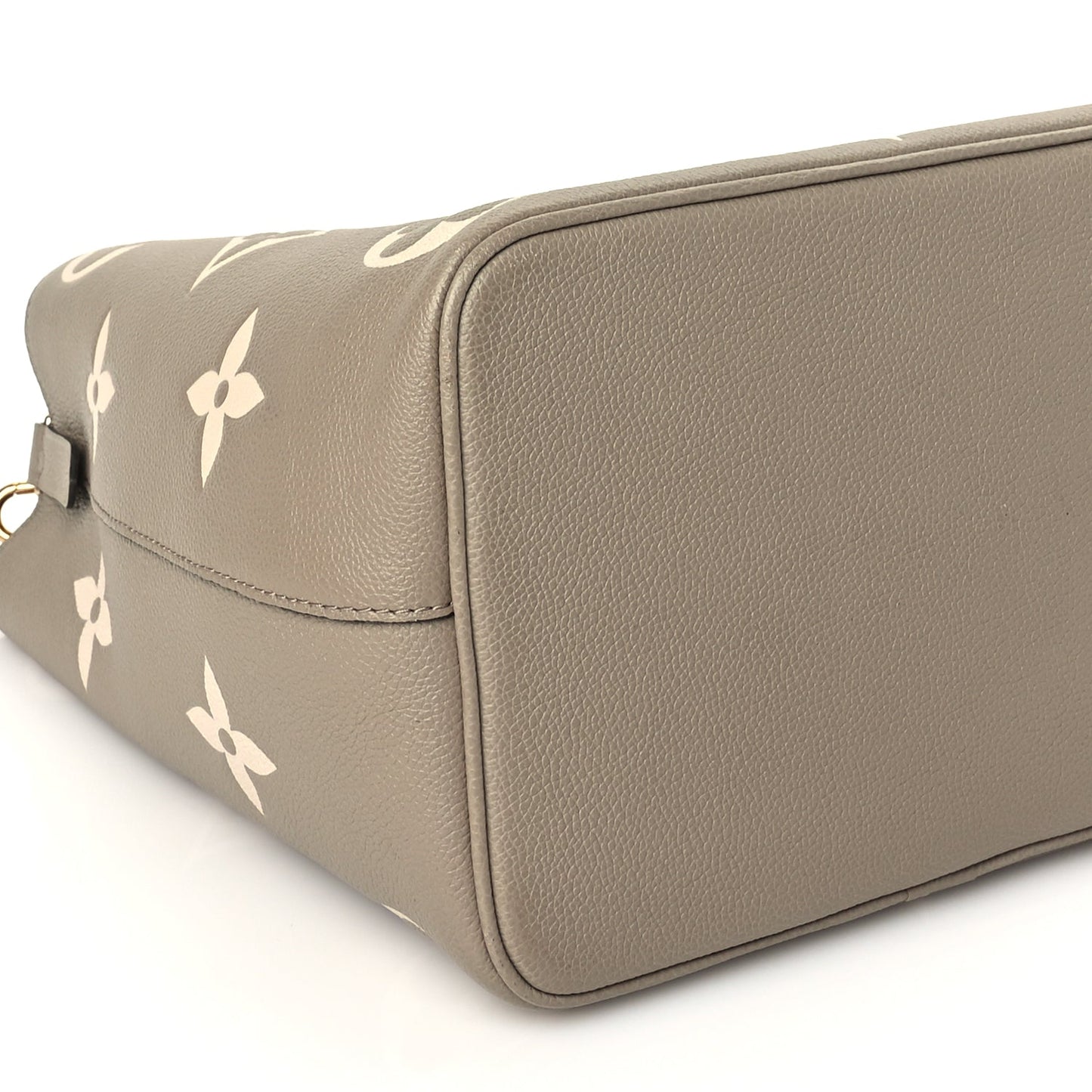 Louis Vuitton Empreinte Monogram Giant Neonoe MM Tourterelle Creme Tourterelle Creme