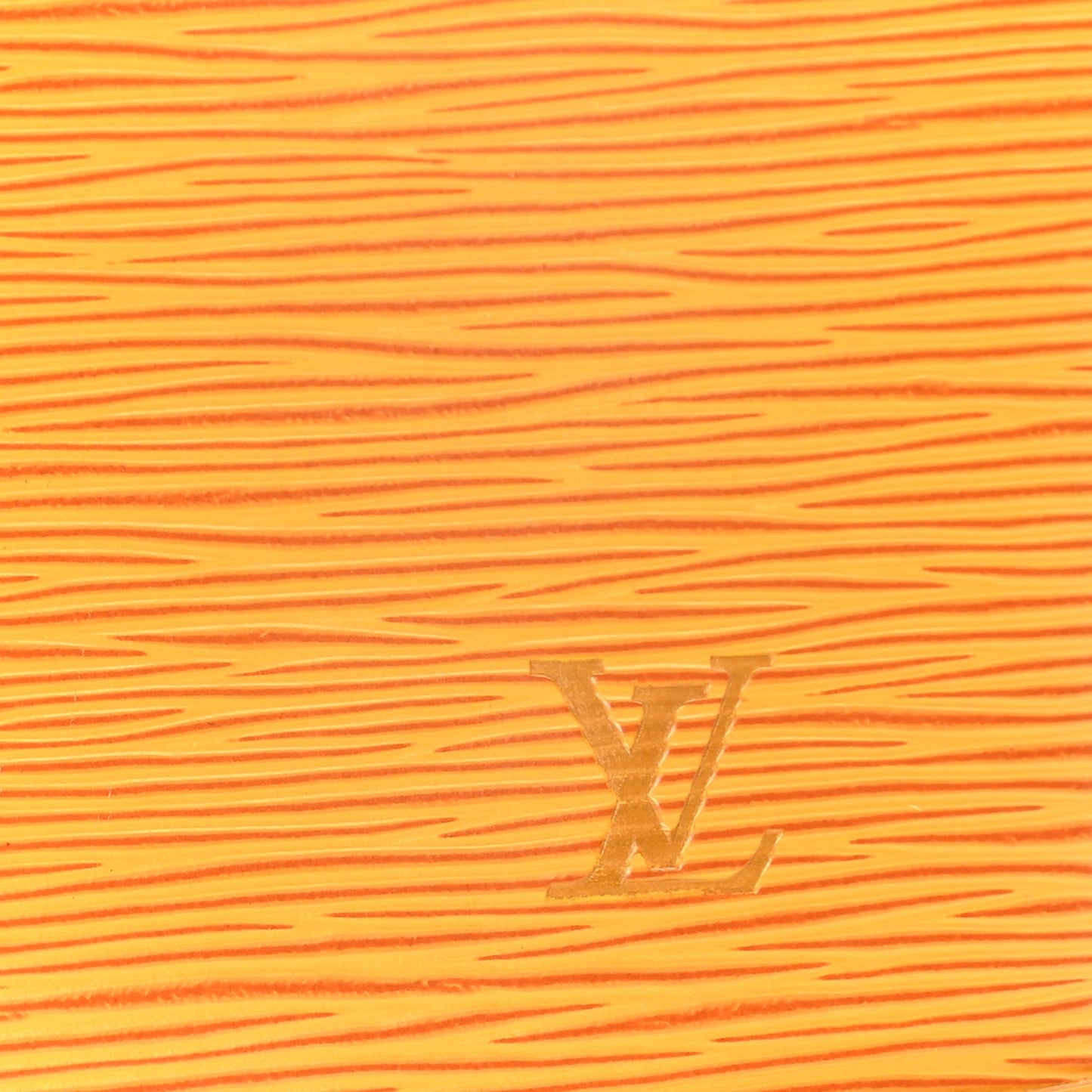 Louis Vuitton Epi Alma PM Tassil