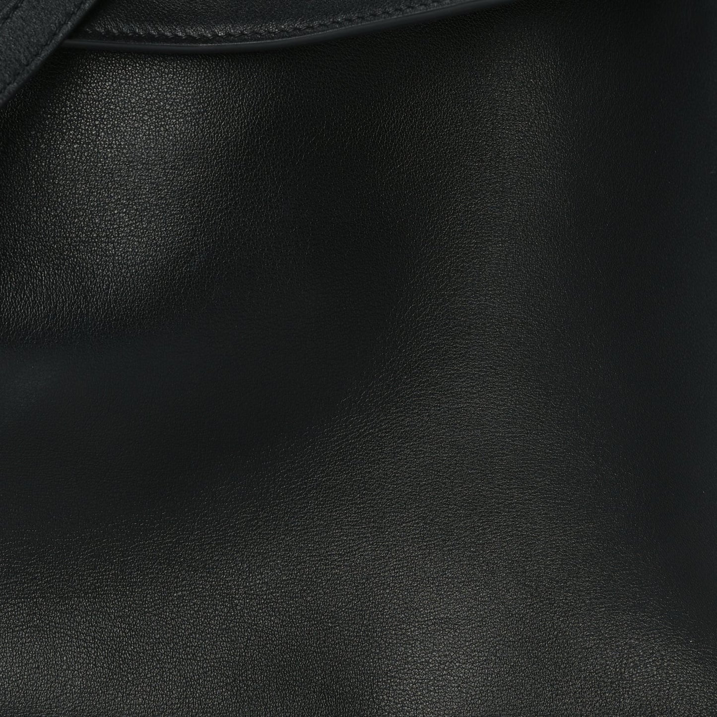 Balenciaga Natural Smooth Calfskin Medium Rodeo Top Handle Handbag Black