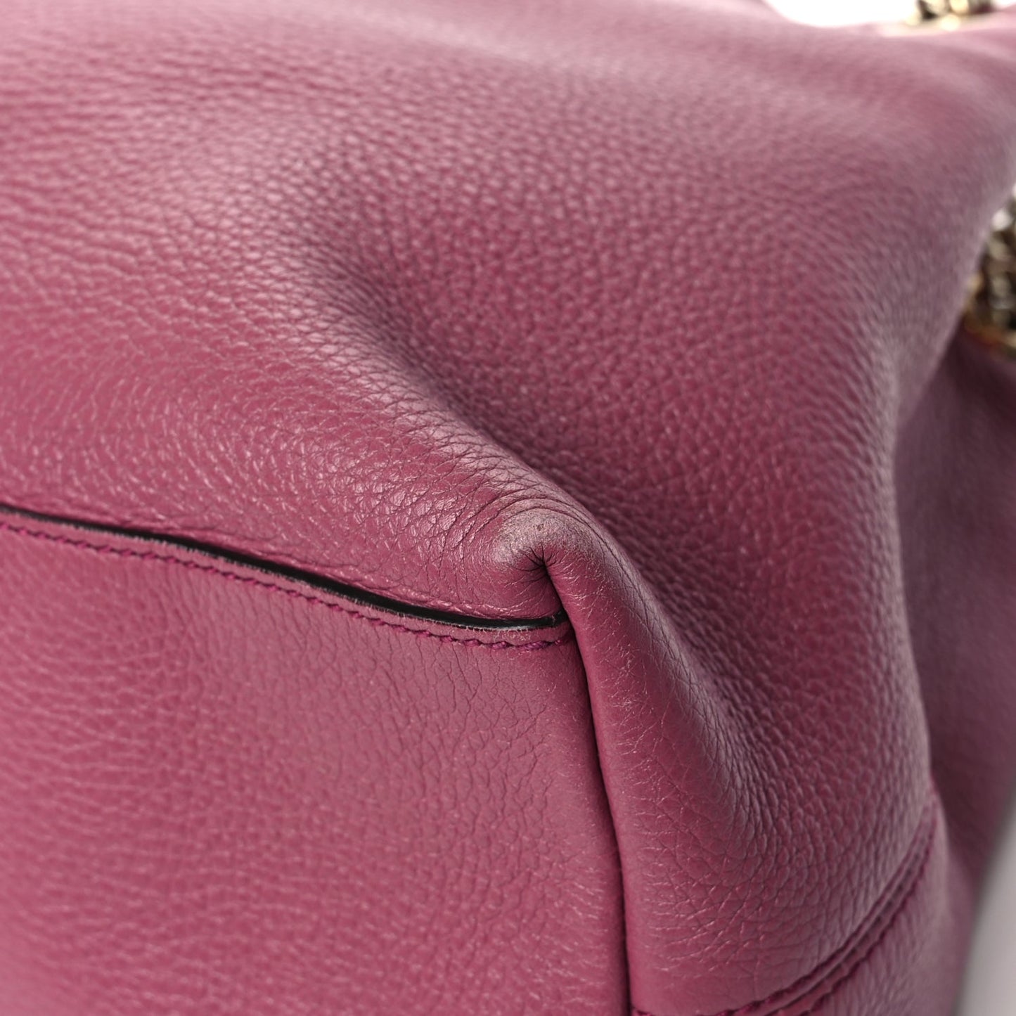 Gucci Pebbled Calfskin Medium Soho Chain Shoulder Bag Peonia Flower