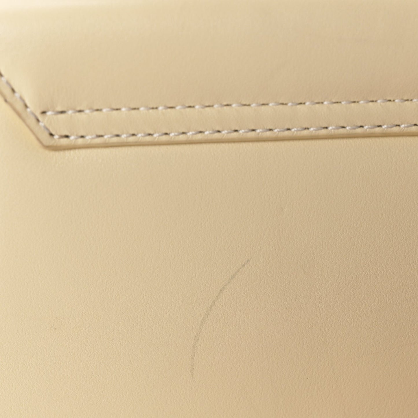 Jacquemus Smooth Calfskin Le Chiquito Noeud Beige