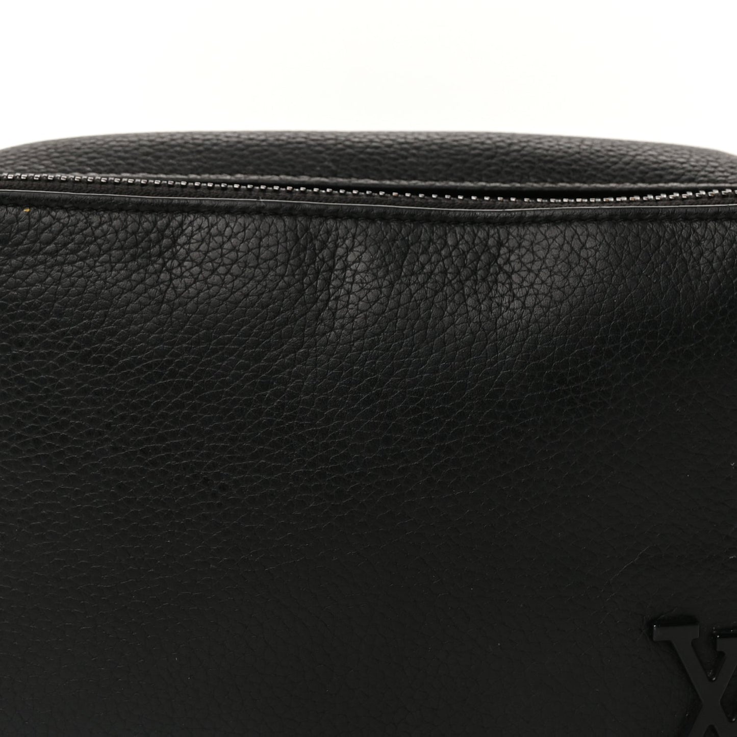 Louis Vuitton Calfskin Aerogram Alpha Wearable Wallet Black