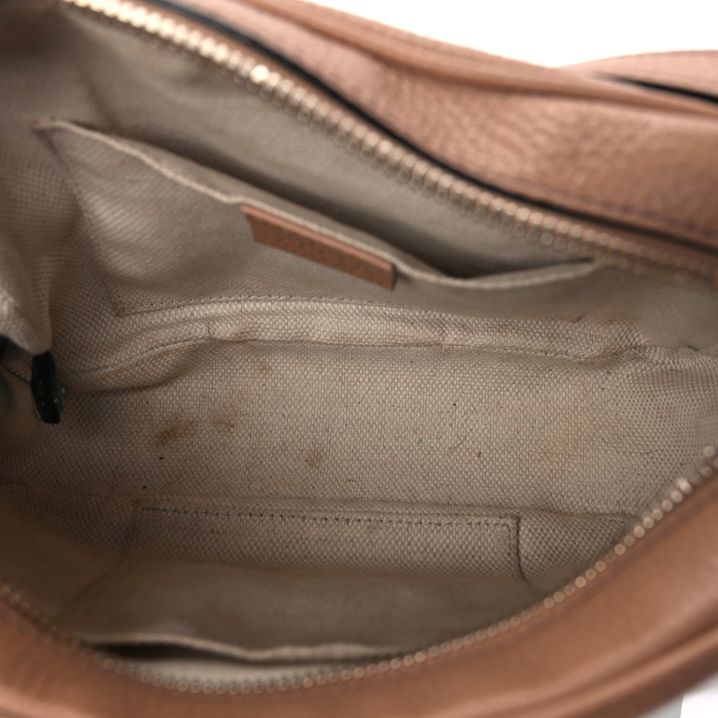 Gucci Pebbled Calfskin Small Soho Disco Bag Camelia