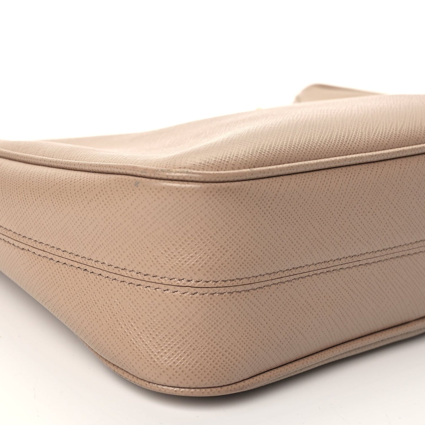 Prada Saffiano Re-Edition 2005 Shoulder Bag Cammeo Beige
