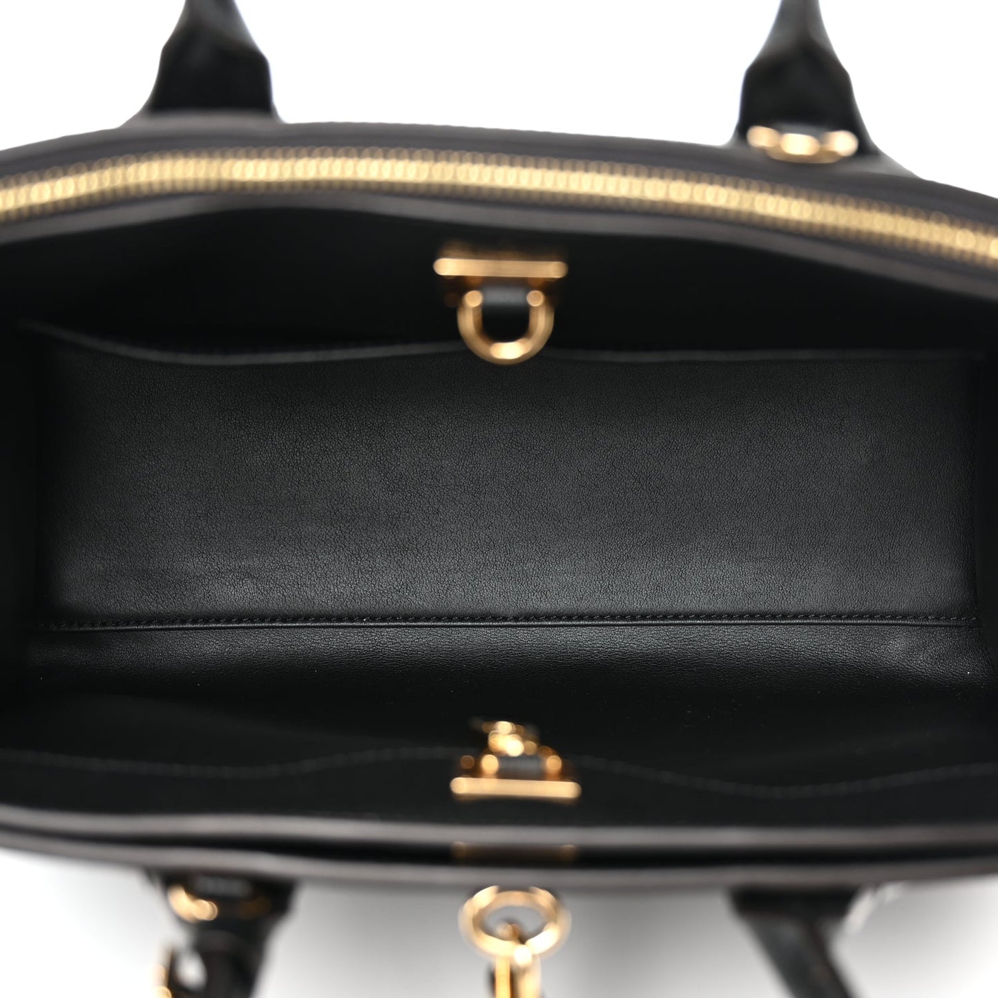 Louis Vuitton Taurillon City Steamer MM Black