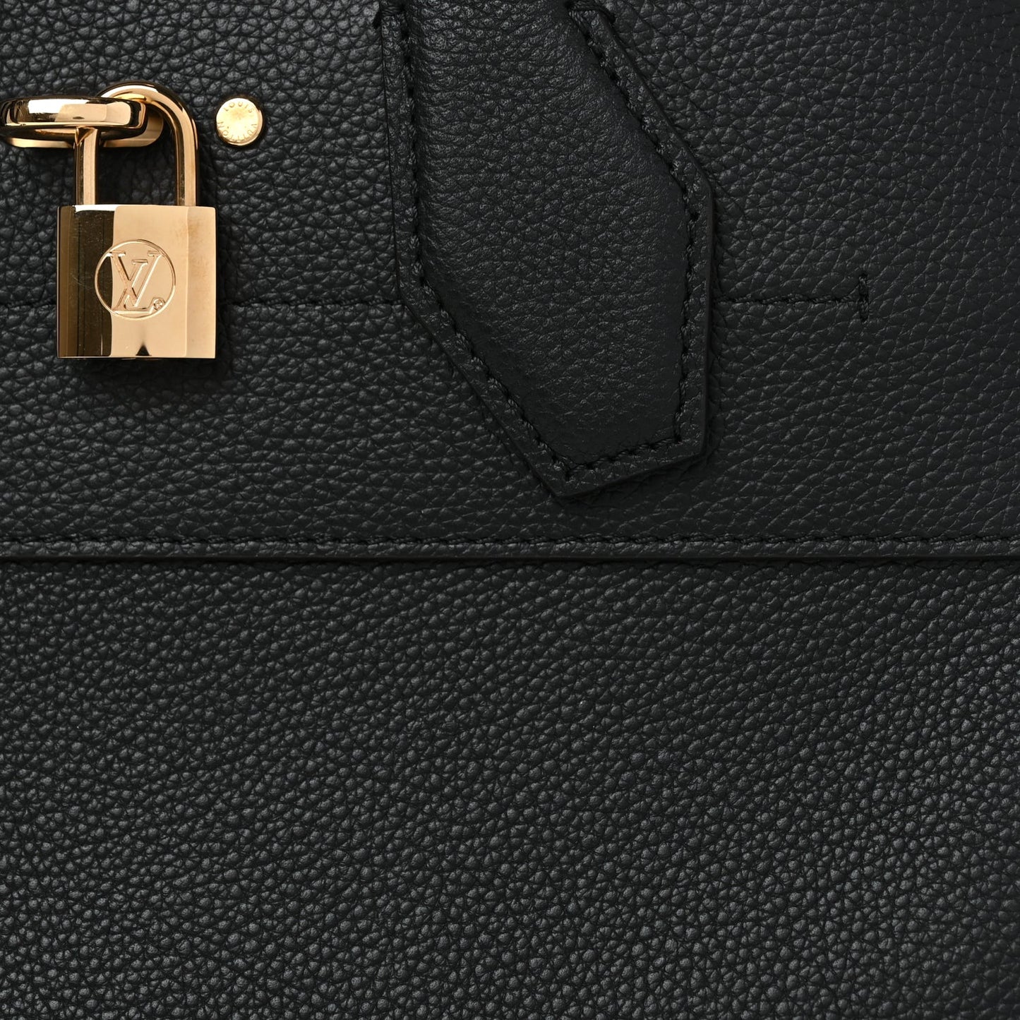 Louis Vuitton Taurillon City Steamer MM Black