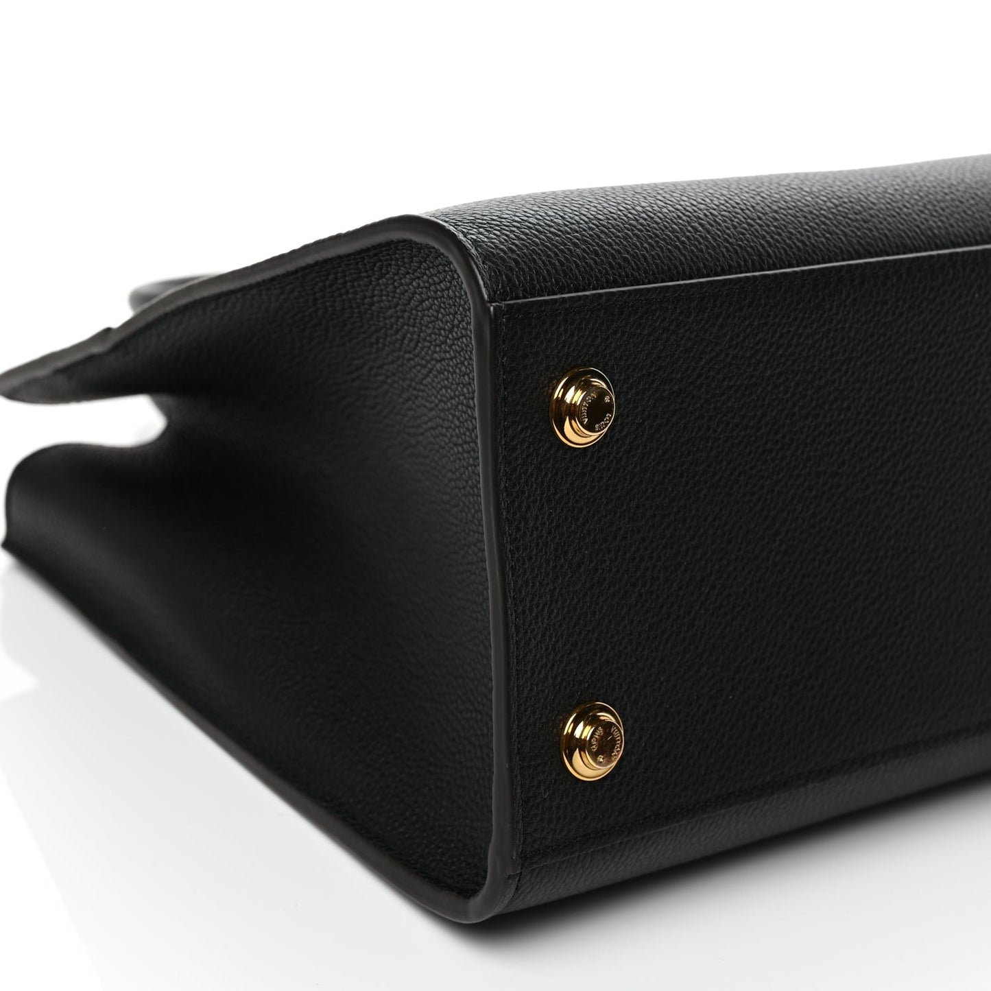 Louis Vuitton Taurillon City Steamer MM Black