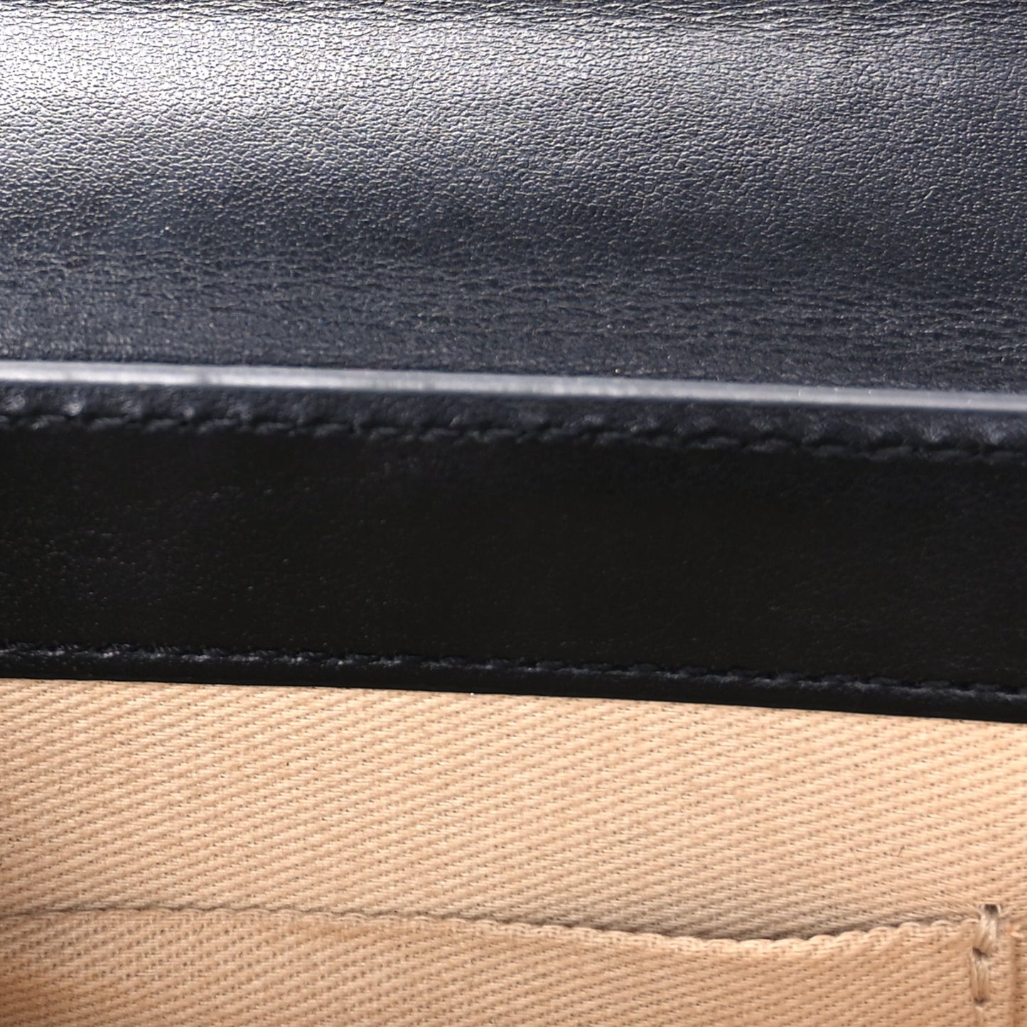 Jacquemus Smooth Calfskin Le Chiquito Moyen Black