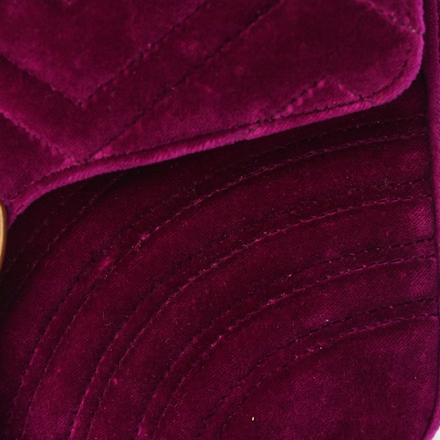 Gucci Velvet Matelasse Medium GG Marmont Shoulder Bag  Fuchsia Violet Cyclamen