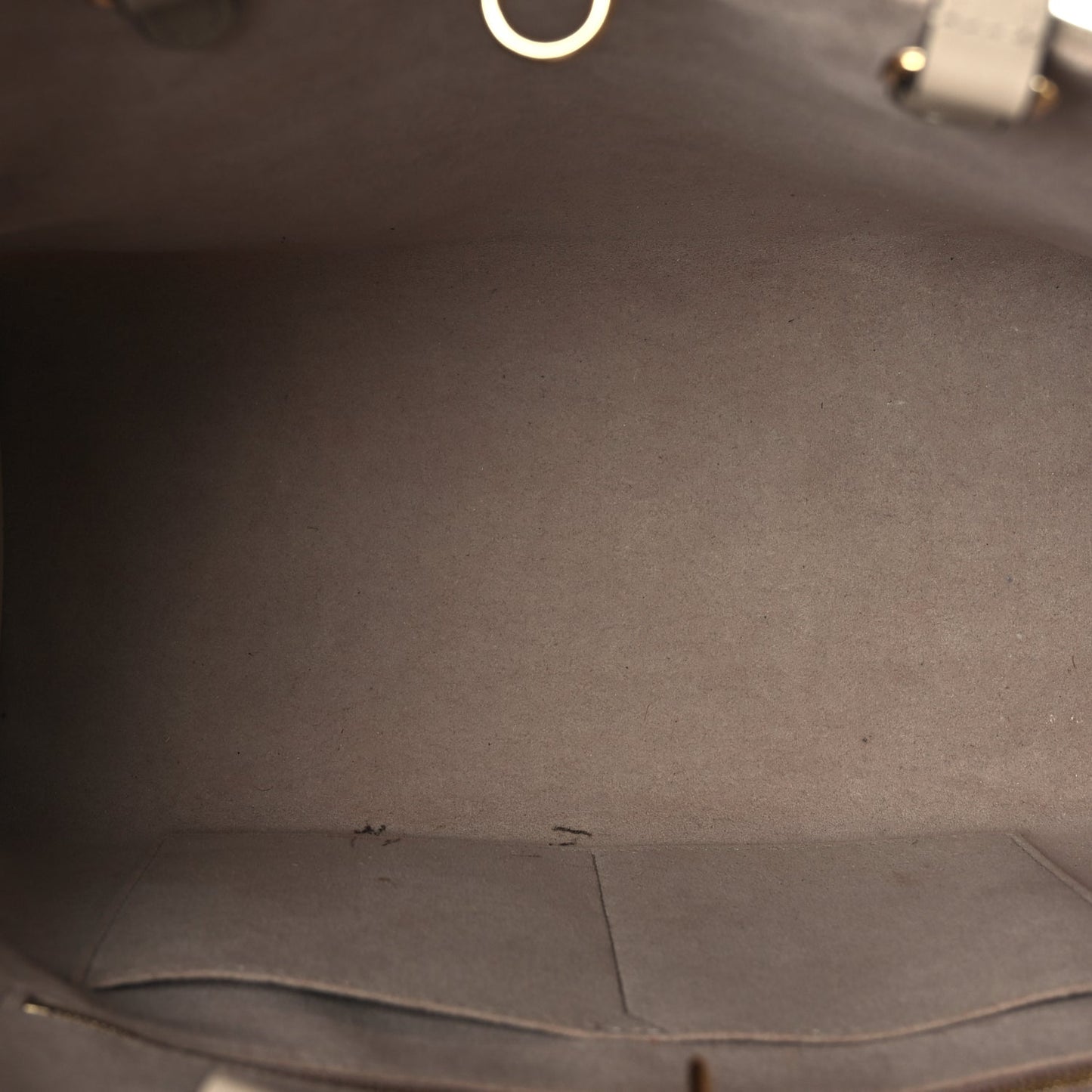 Louis Vuitton Empreinte Monogram Giant Onthego MM Tourterelle Creme