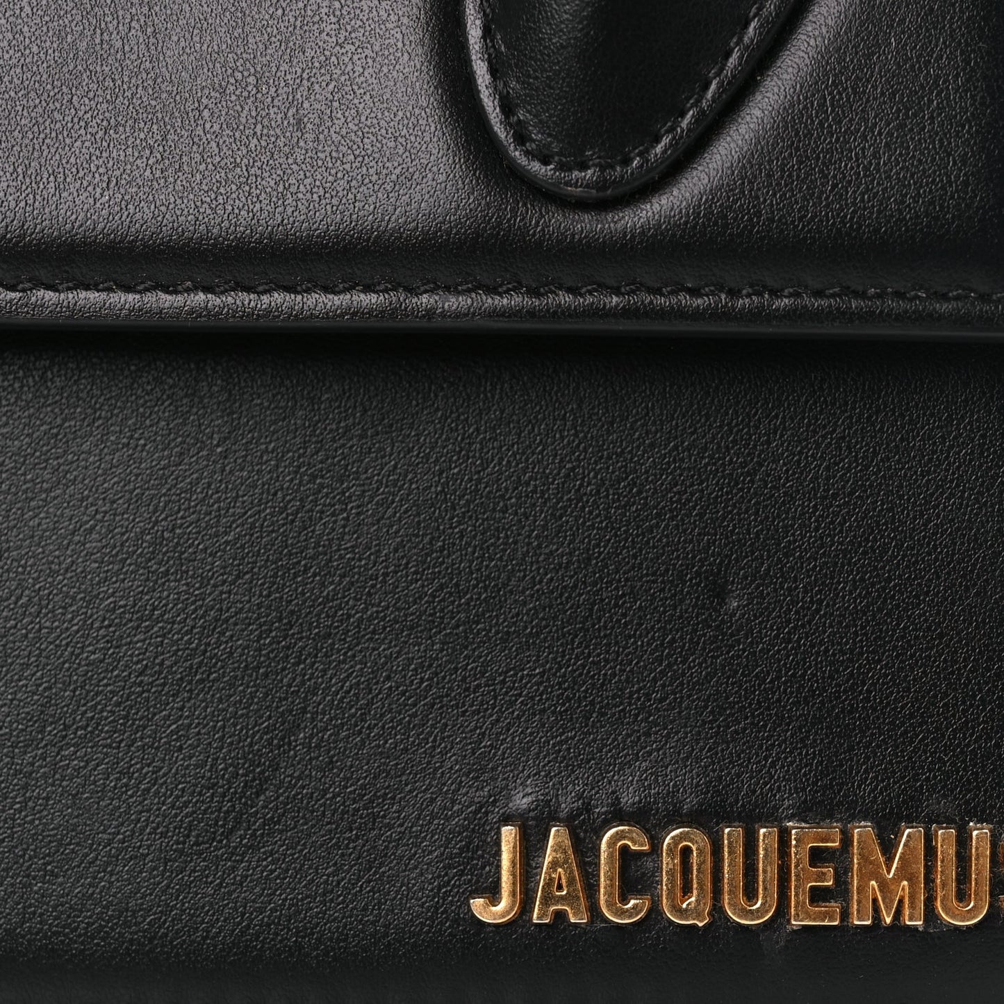 Jacquemus Smooth Calfskin Le Chiquito Moyen Black