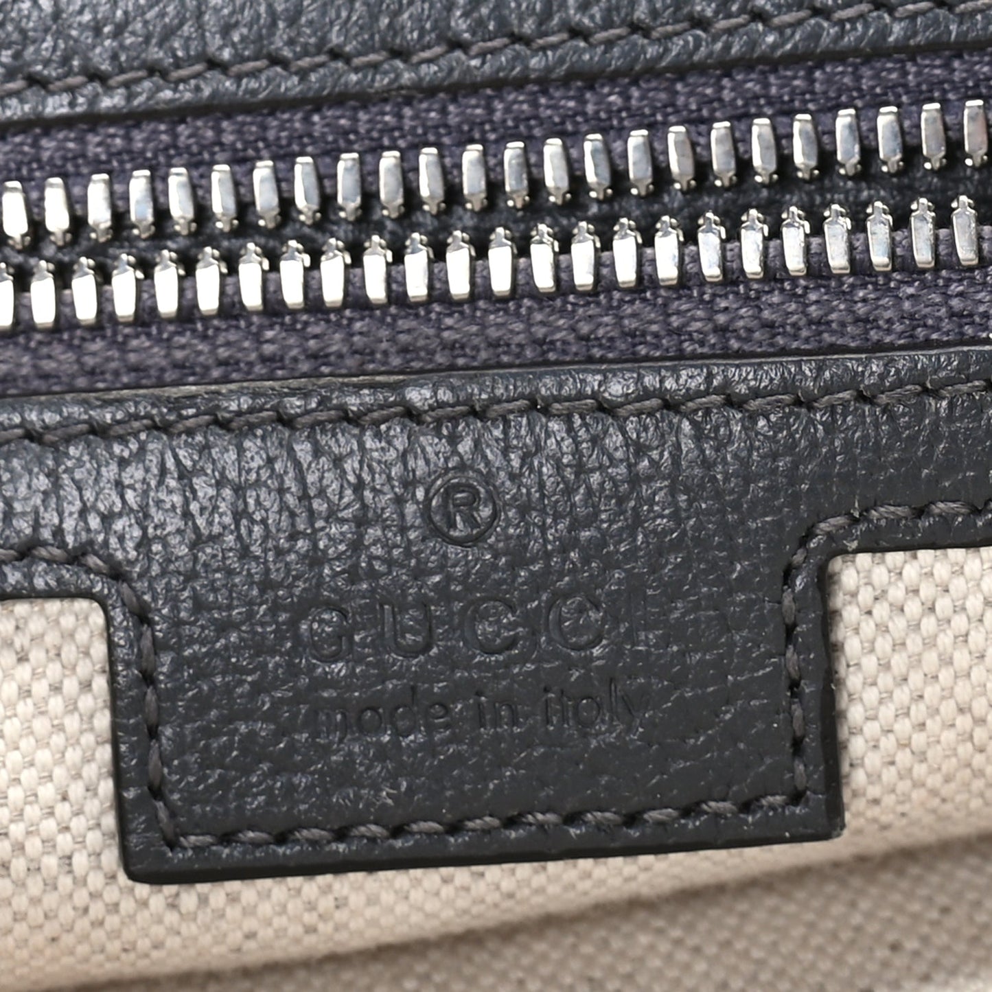 Gucci Tender GG Supreme Monogram Textured Dollar Calfskin Ophidia Messenger Bag Grey Black Graphite Grey