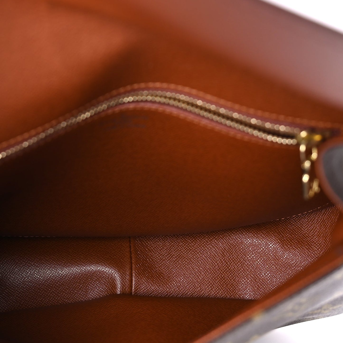 Louis Vuitton Monogram Saint Cloud GM Brown