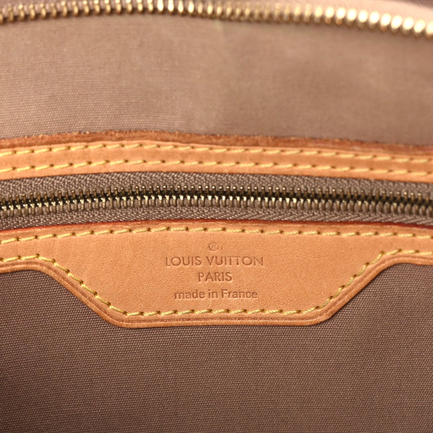 Louis Vuitton Vernis Brea MM Beige Poudre
