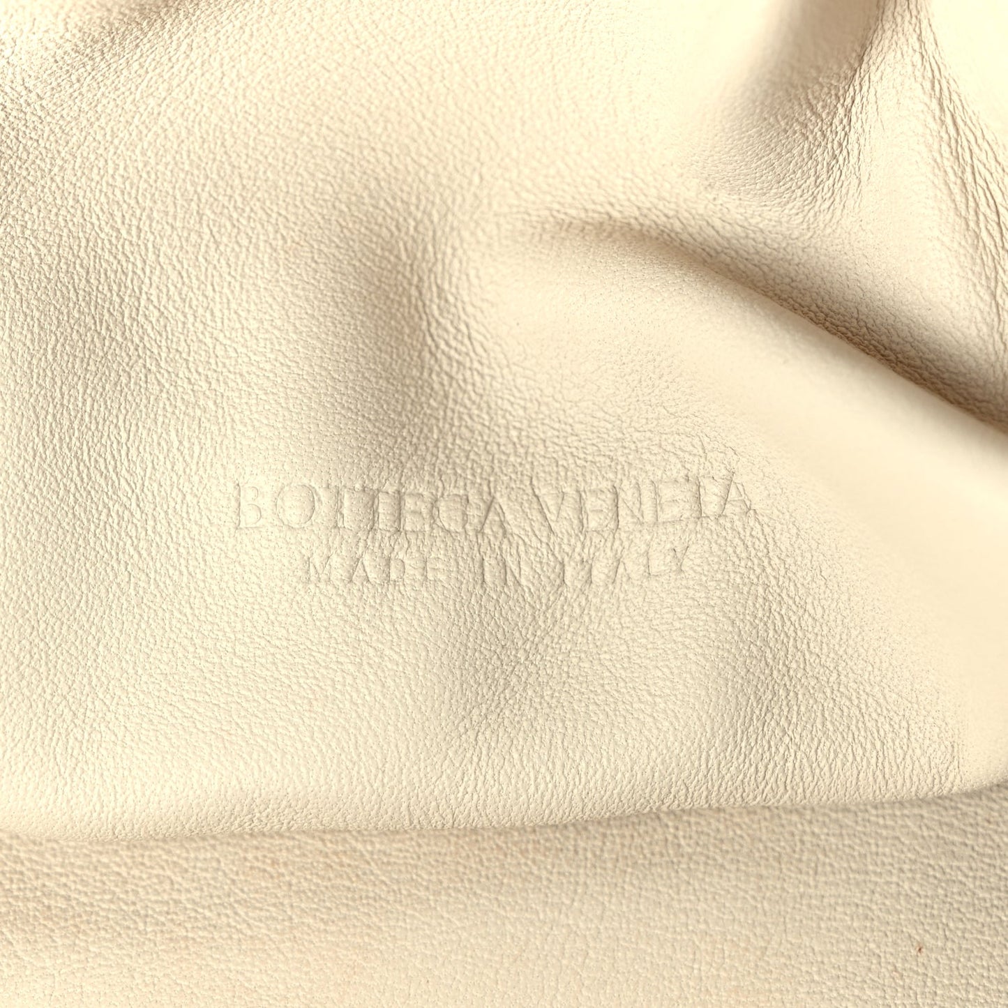 Bottega Veneta Metallic Crinkled Lambskin The Pouch Oversized Clutch Oro