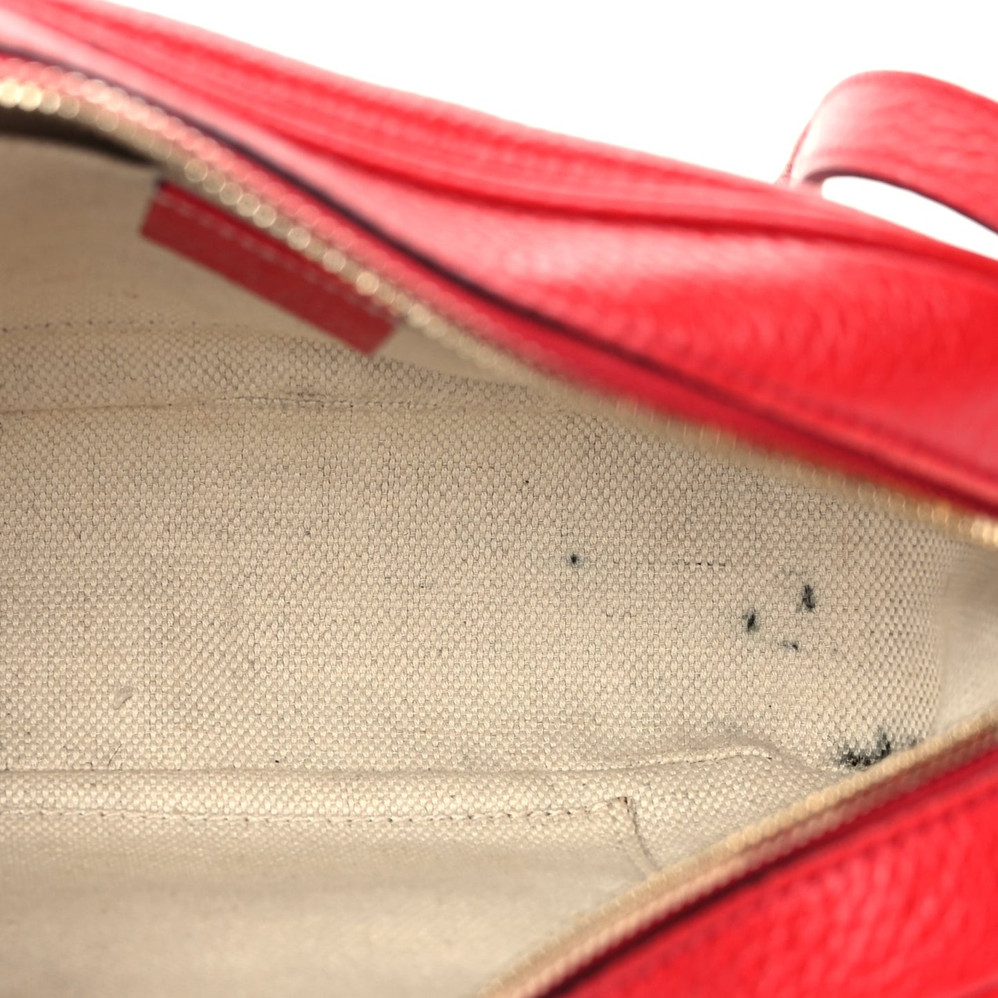 Gucci Pebbled Calfskin Small Soho Disco Bag Vibrant Red Vibrant Red