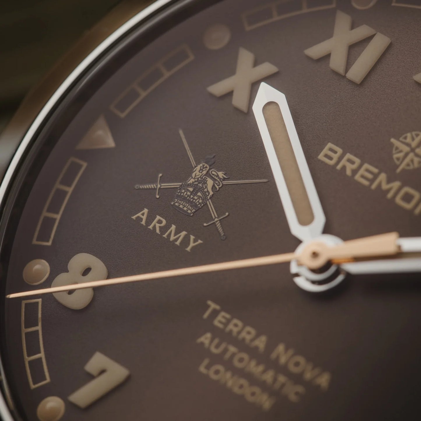 HMAF Terra Nova 40.5mm Date Bracelet