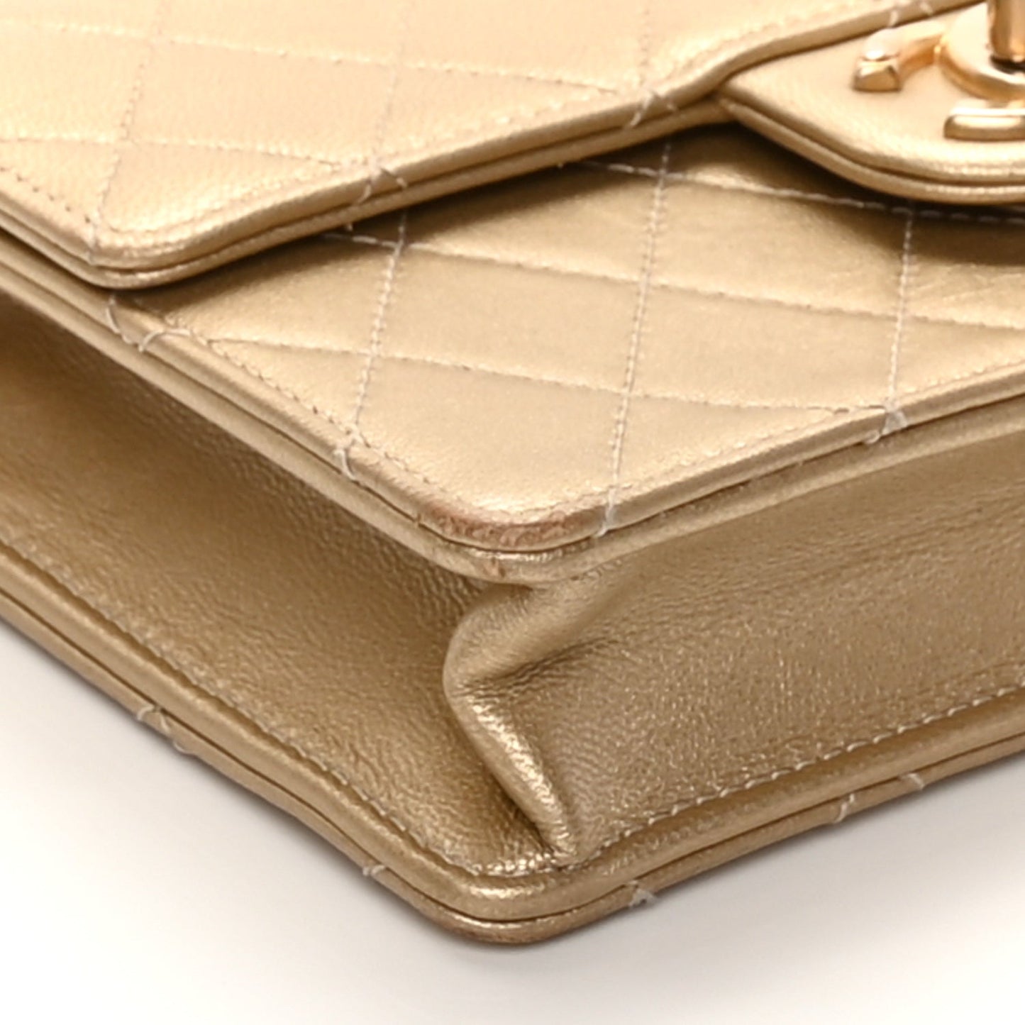 Chanel Metallic Lambskin Quilted Small Chic Pearls Flap Gold