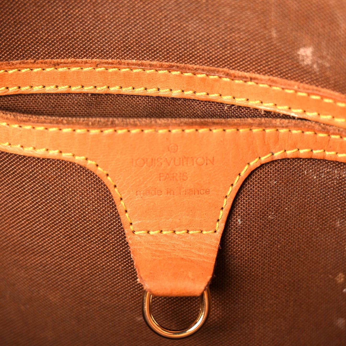 Louis Vuitton Monogram Ellipse MM