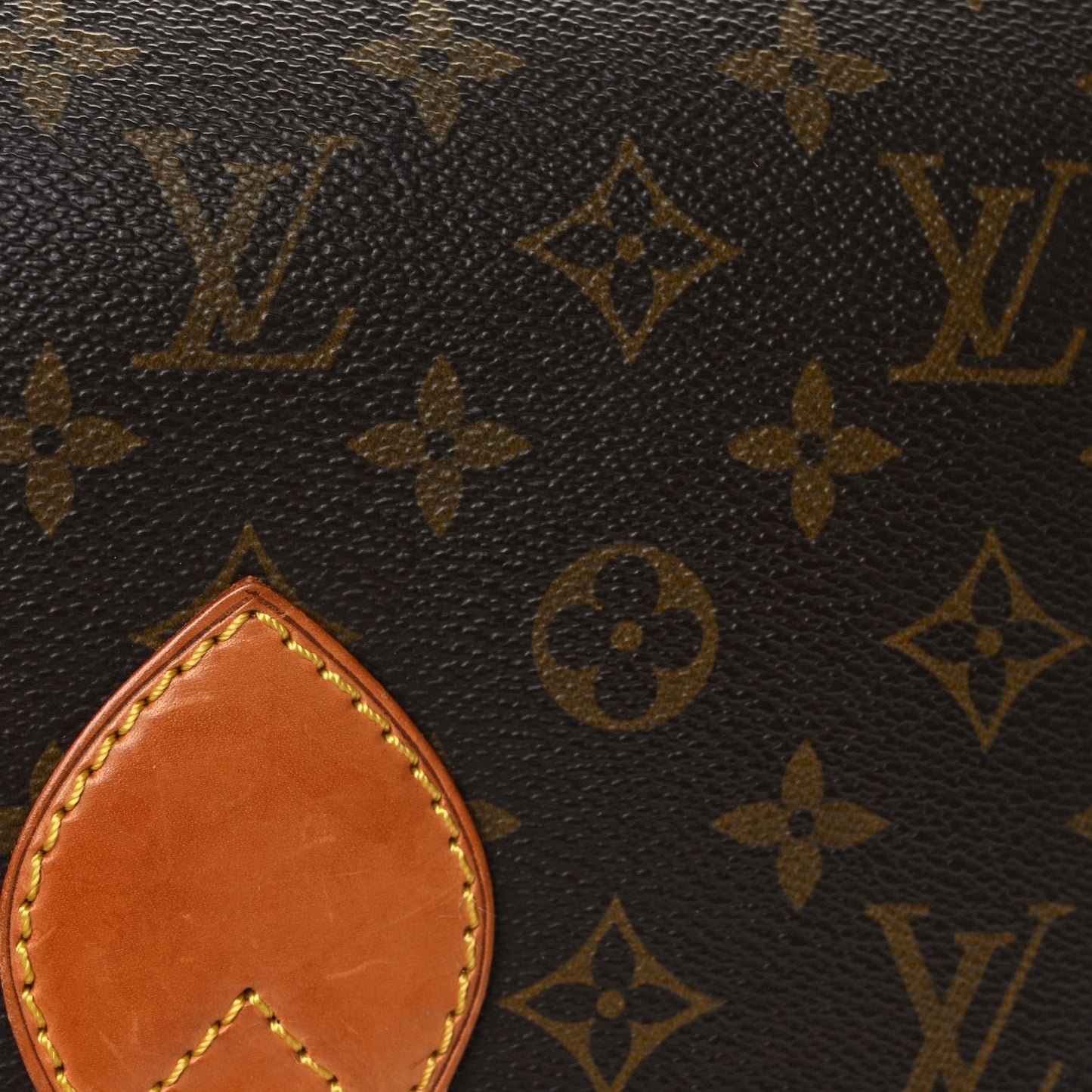 Louis Vuitton Monogram Cartouchiere 22 Monogram