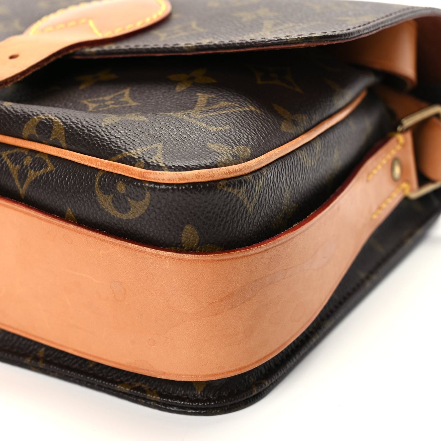 Louis Vuitton Monogram Cartouchiere 22 Monogram